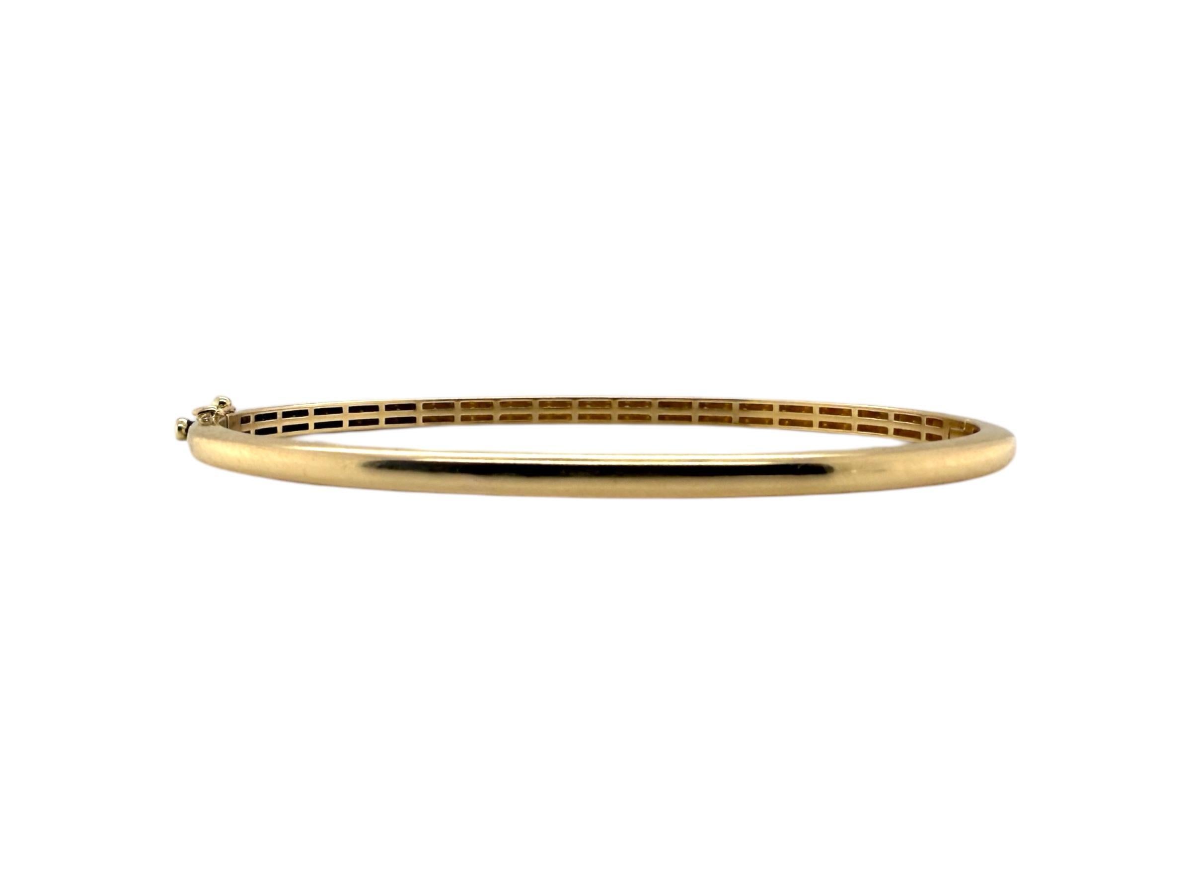 Bracelet jonc en or jaune 14 carats avec diamants de 1 carat Pour femmes en vente