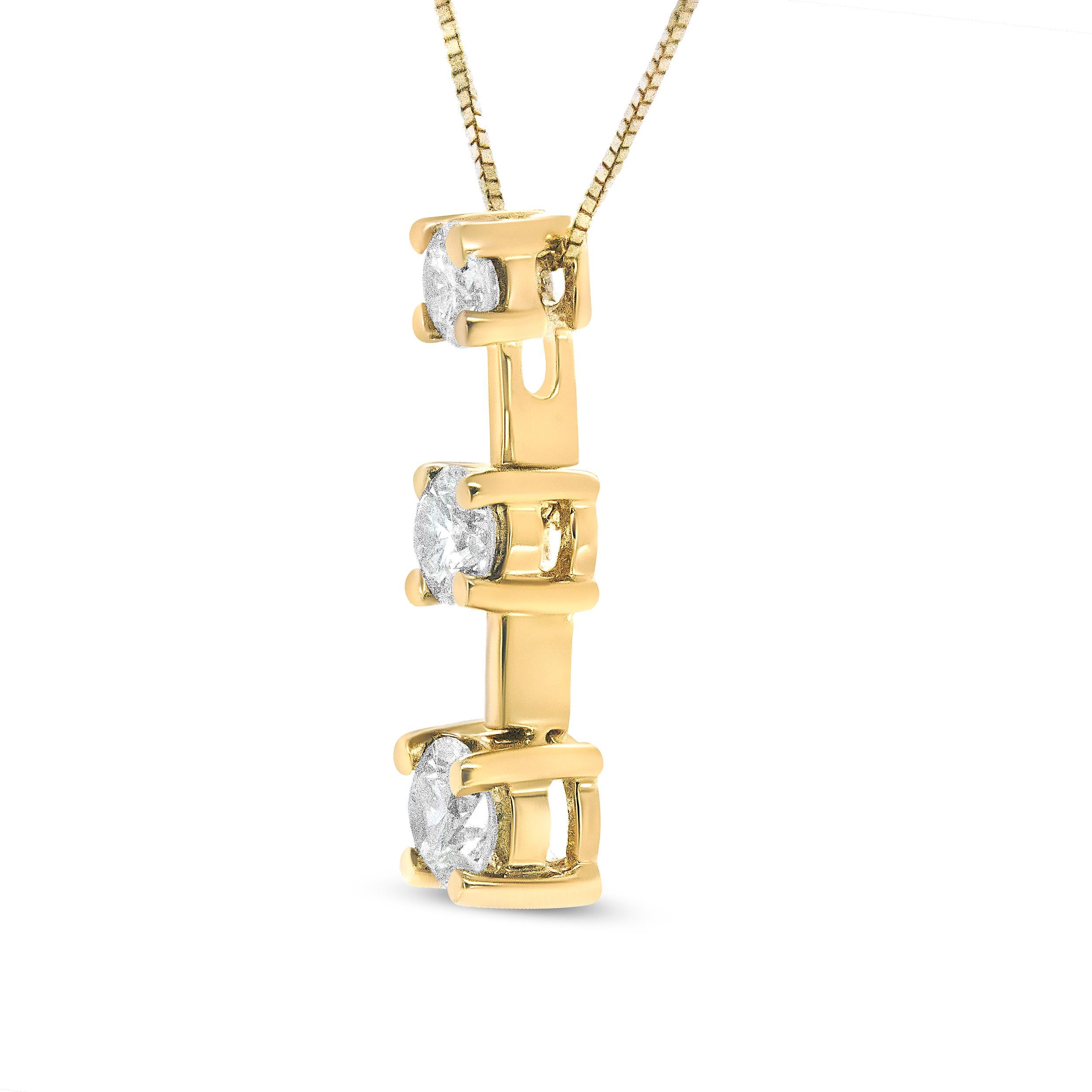 Round Cut 14K Yellow Gold 1.0 Carat Round Diamond Three-Stone Drop Pendant Necklace For Sale