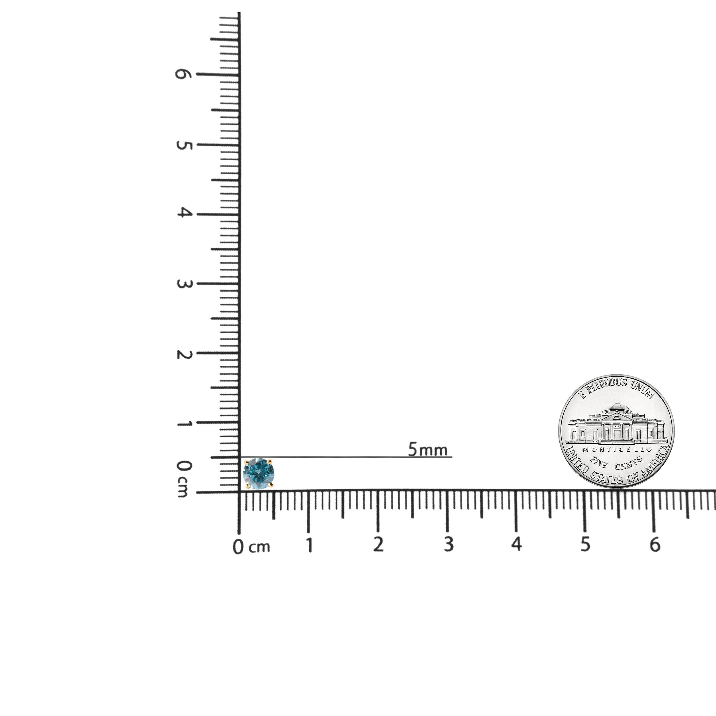 Modern 14K Yellow Gold 1.0 Carat Treated Aqua Blue Diamond Solitaire Stud Earrings For Sale