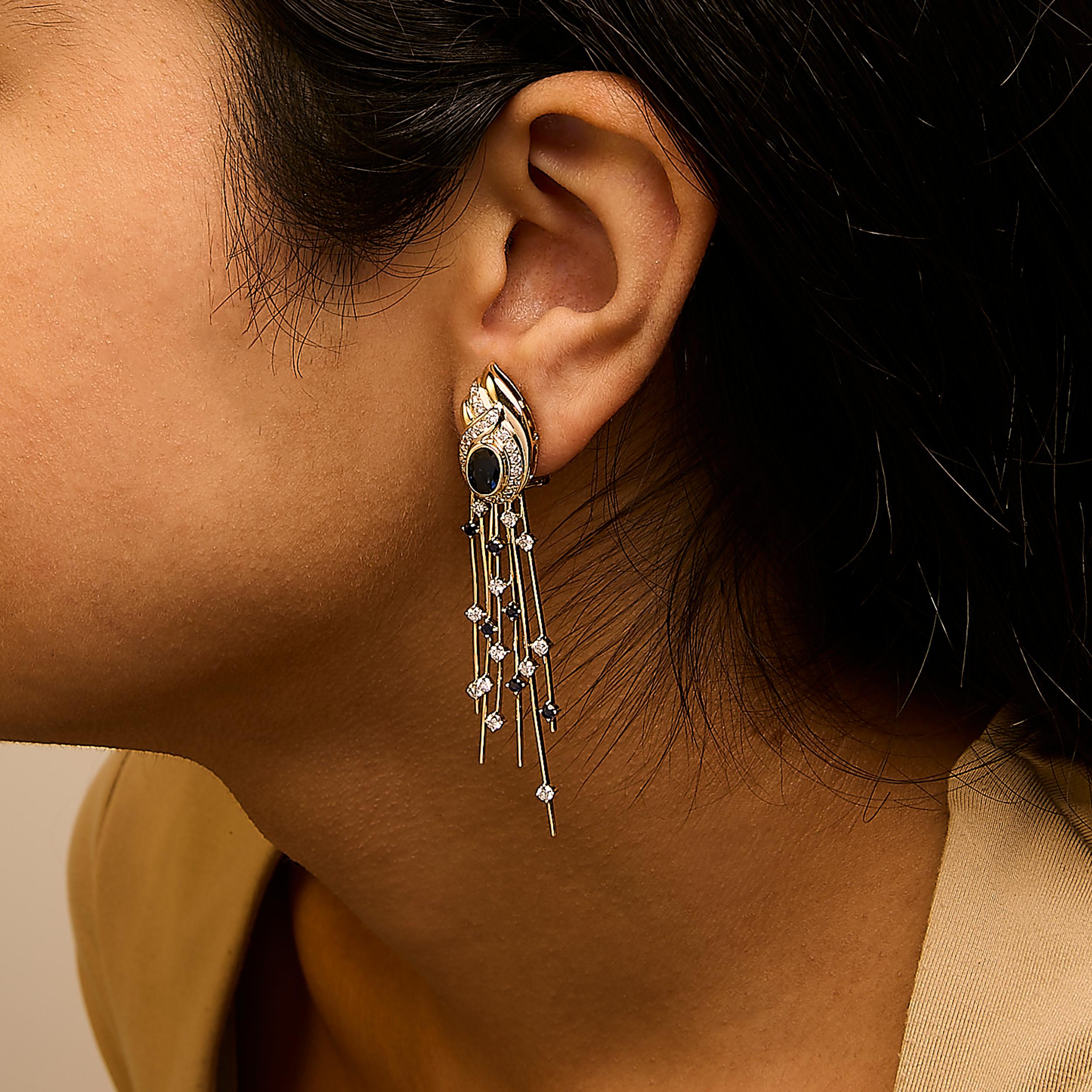 14K Gelbgold 1,0 Cttw Diamant und blauer Saphir Kronleuchter Ohrringe (Moderne) im Angebot