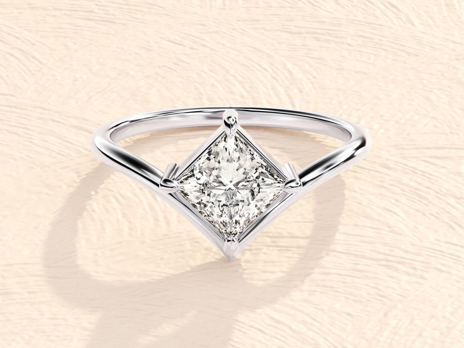 14k Yellow gold 1.00 CT Solitaire Princess Cut Moissanite Ring  Gift For Her. In New Condition For Sale In Chicago, IL