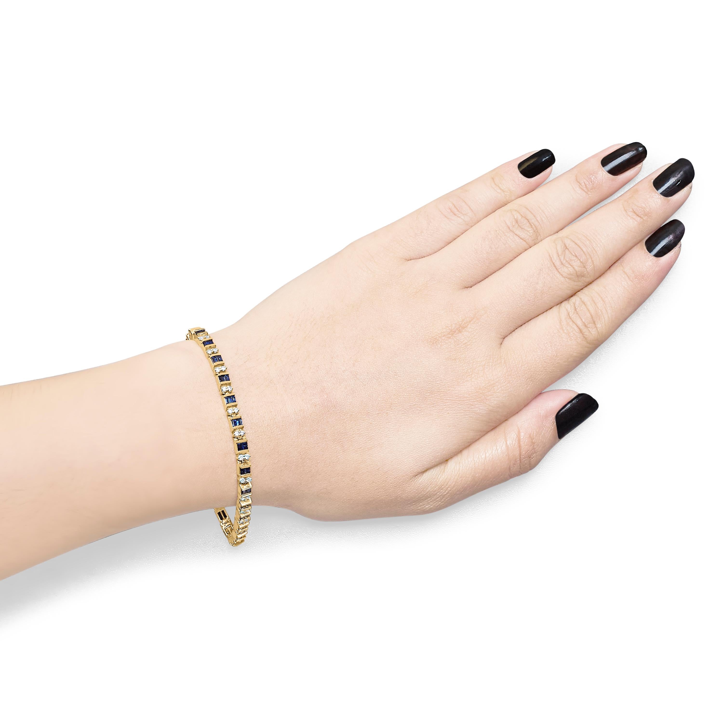 14K Gelbgold 1,00 Karat Gesamtkaratgewicht Diamant und abwechselnd blauer Saphir Gliederarmband im Zustand „Neu“ in New York, NY
