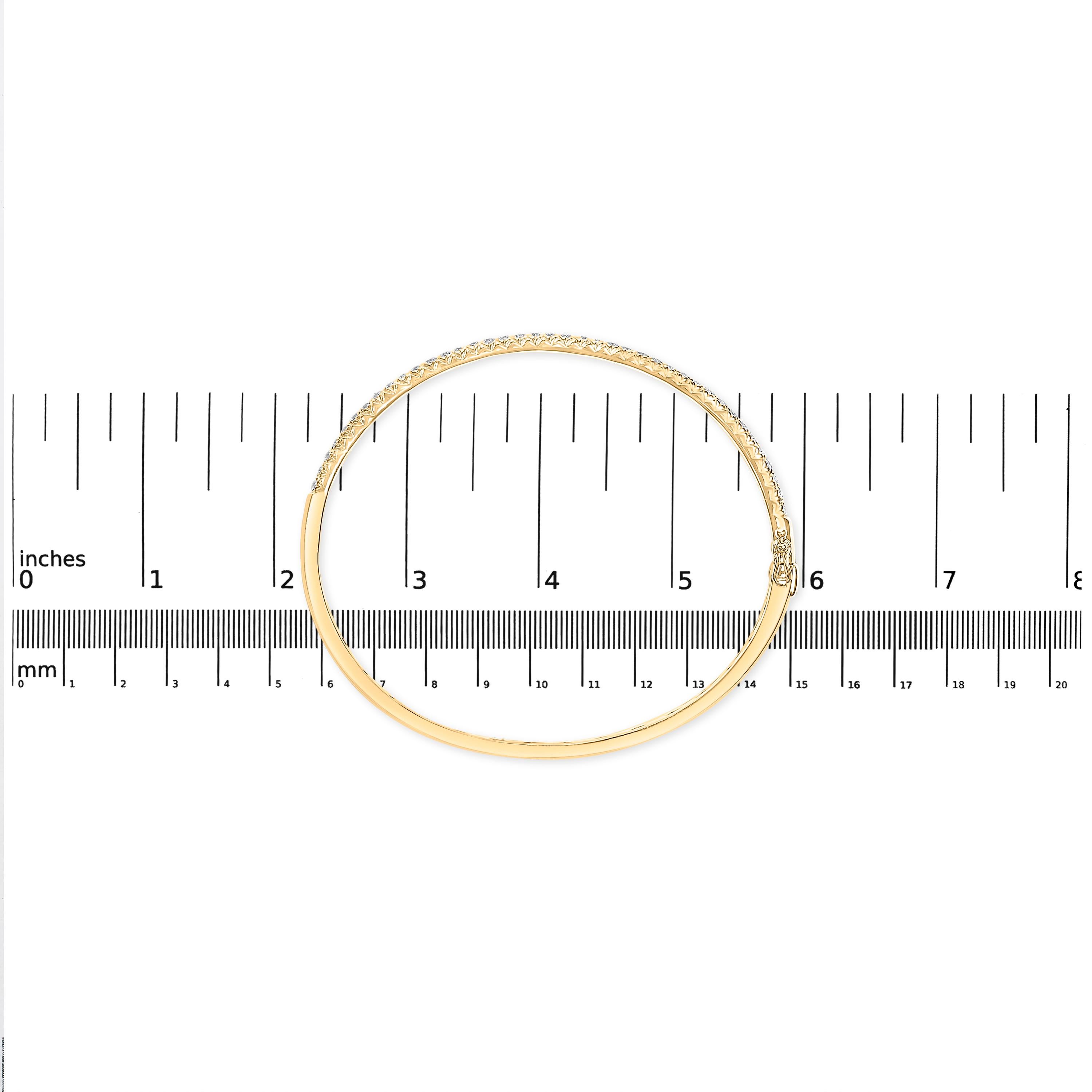 Taglio rotondo Bracciale con diamanti a mezza eternità in oro giallo 14K da 1,00 cttw in vendita