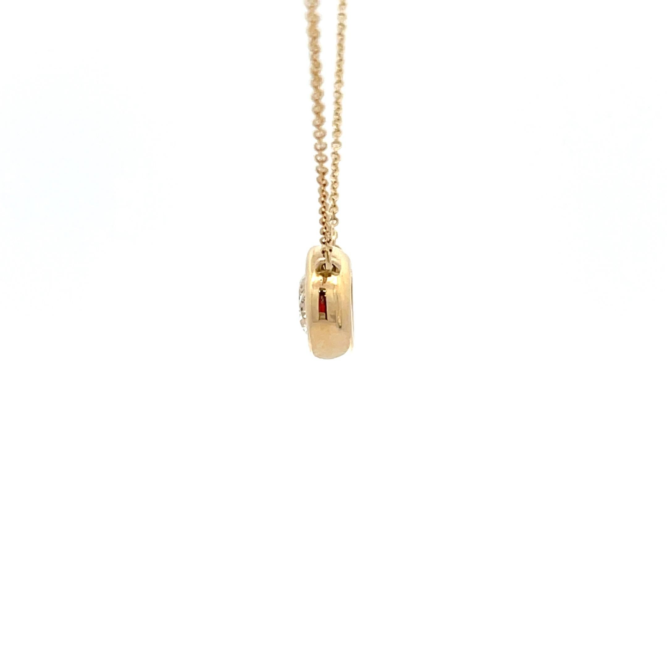 Modern 14K Yellow Gold 1.00ctw Diamond Bezel Necklace For Sale