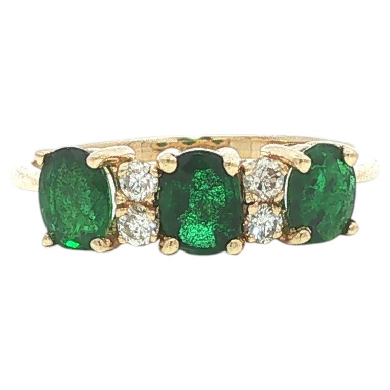 14k Yellow Gold 1.02ctw Alternating Oval Emerald & Round Diamond Band Ring