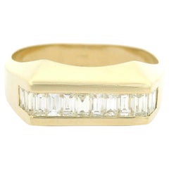 14k Yellow Gold 1.0ctw Diamond Very Nice Baguette Cut Squared Band Ring