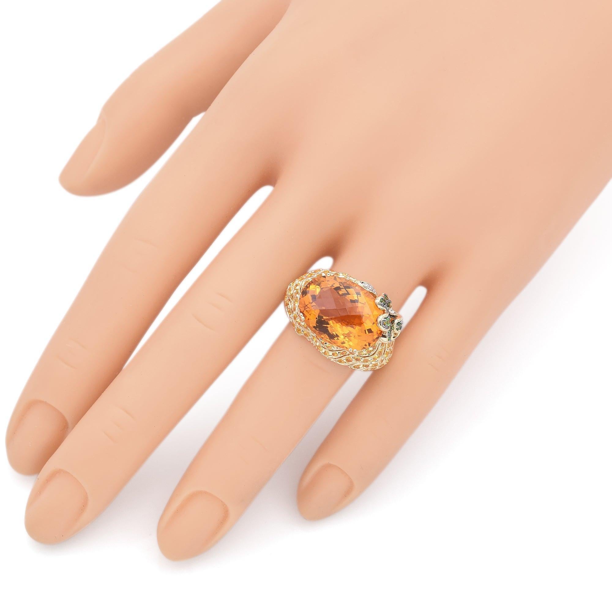 Taille ovale Bague ovale en or jaune 14 carats citrine, topaze, grenat et diamant en vente