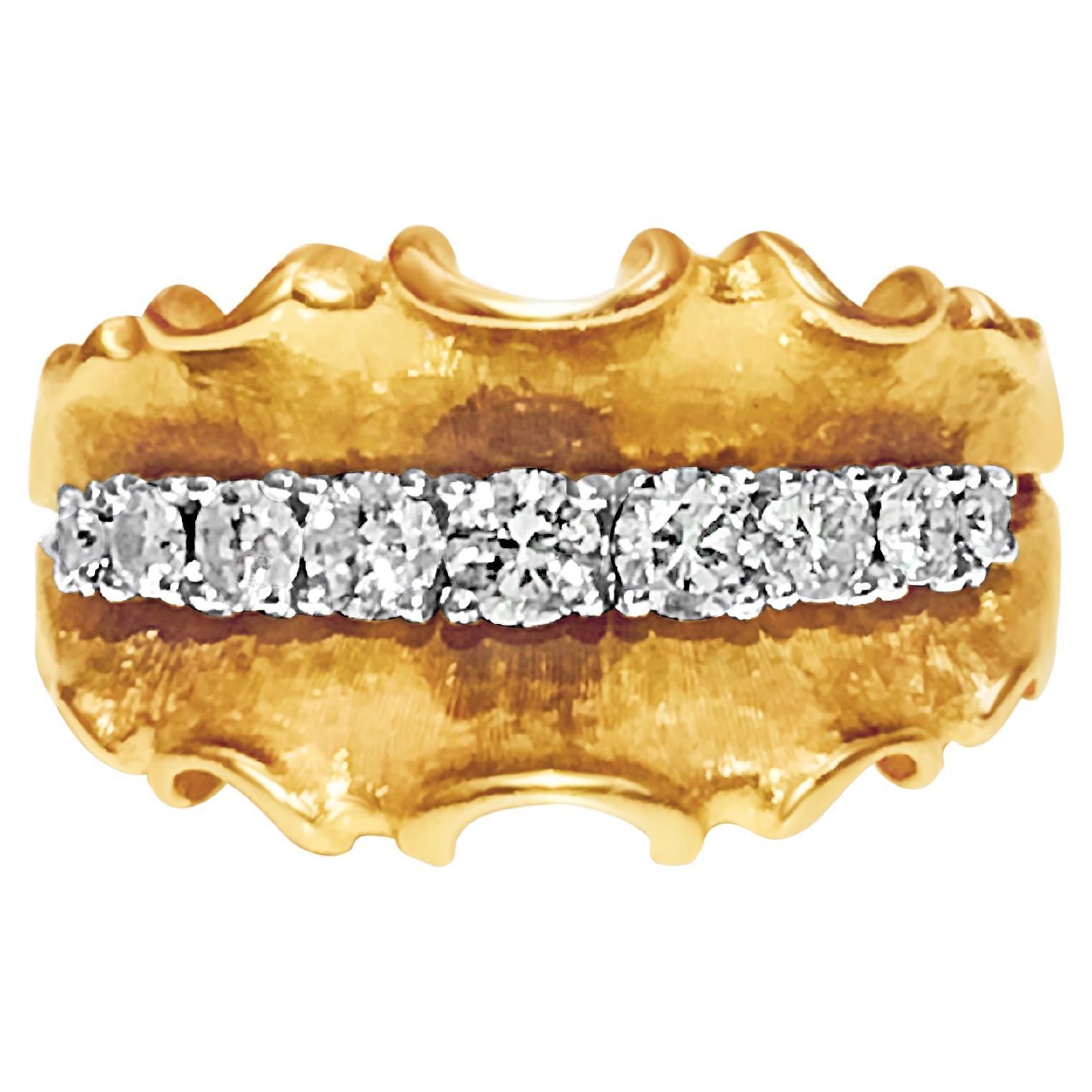Bague en or jaune 14 carats et diamant blanc vintage de 1,10 carat en vente