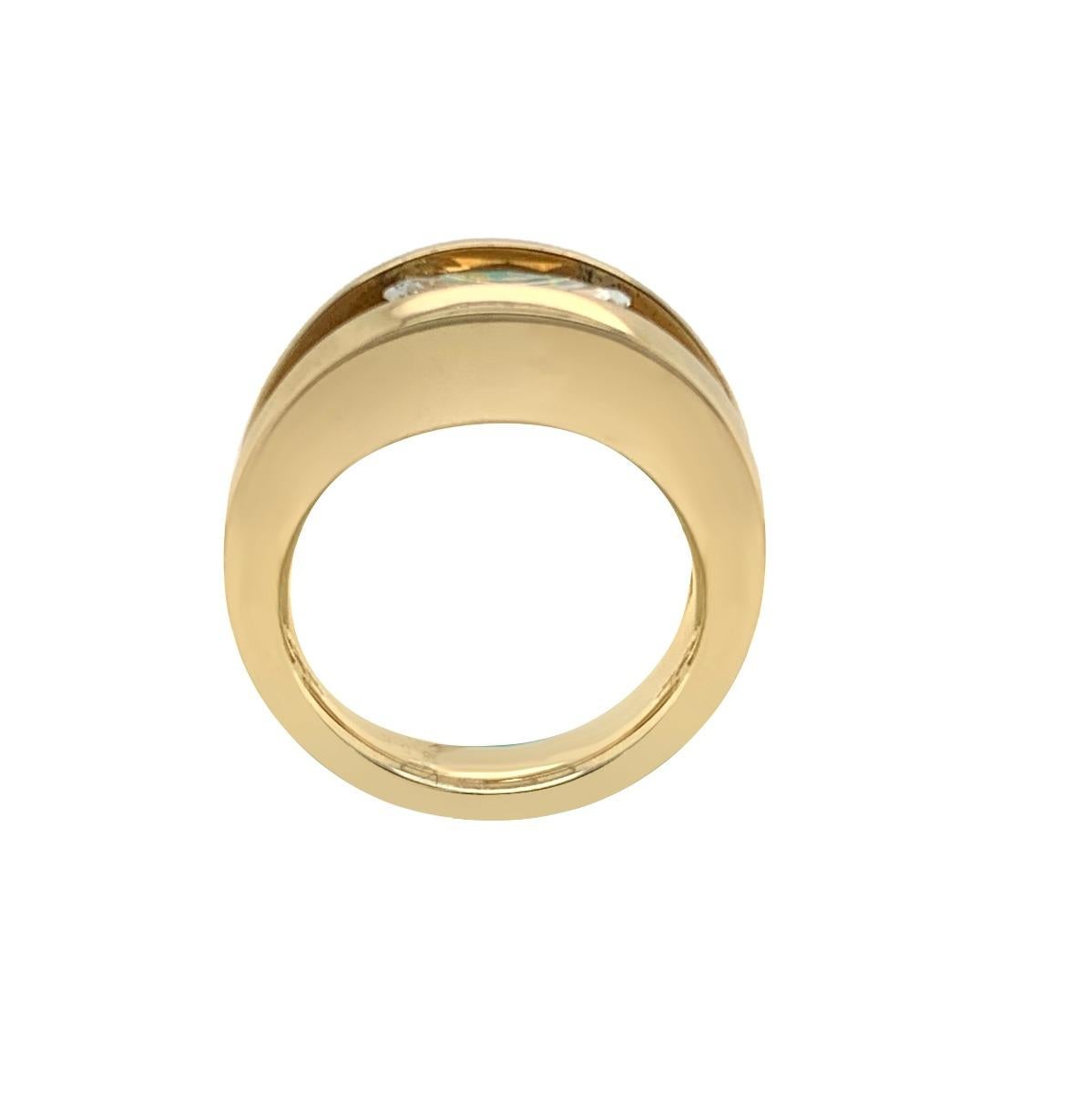 Women's or Men's 14 Karat Yellow Gold 1.10 Carat Diamond Ring For Sale