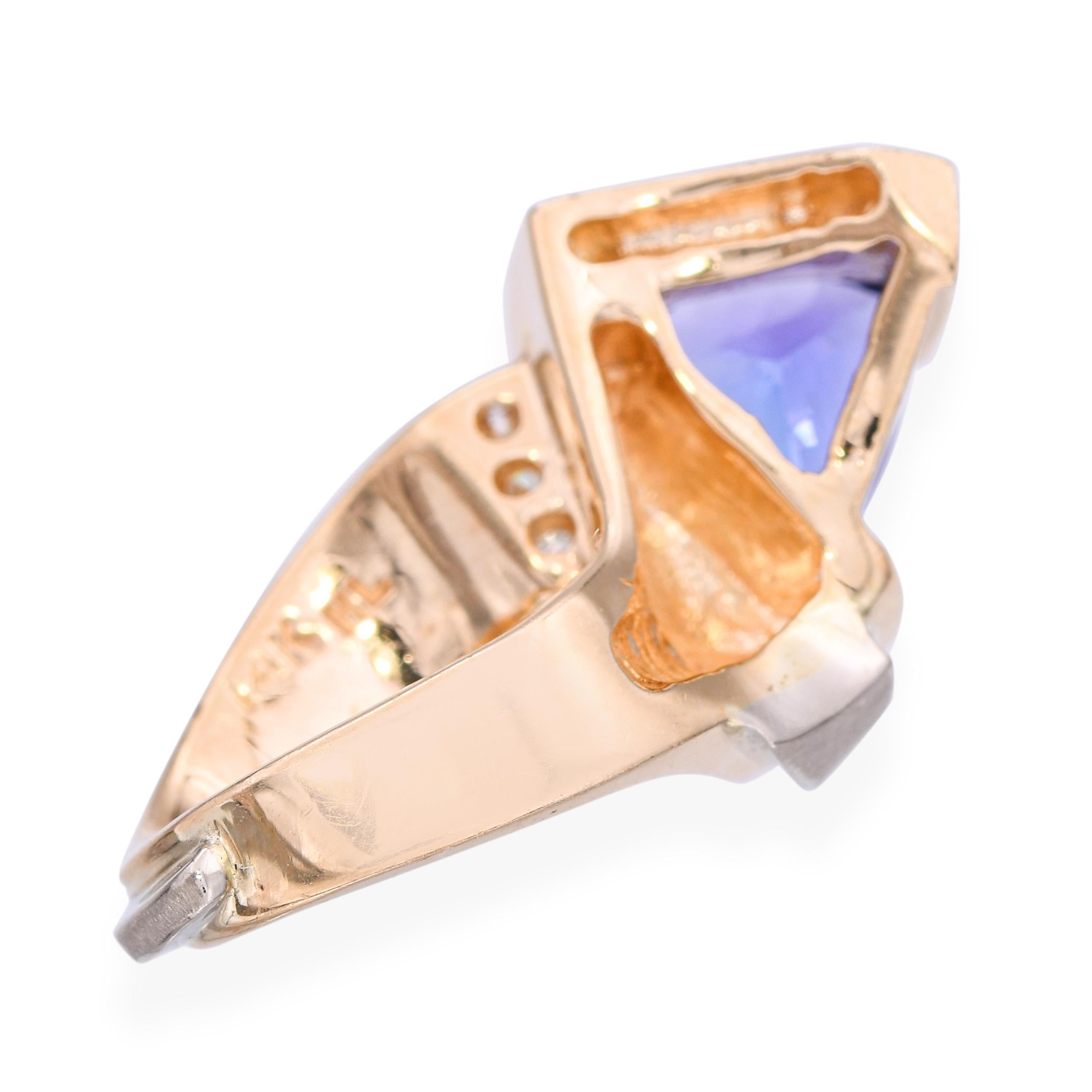 Taille mixte Pendentif en or jaune 14k 1.25ct Tanzanite et diamant en vente