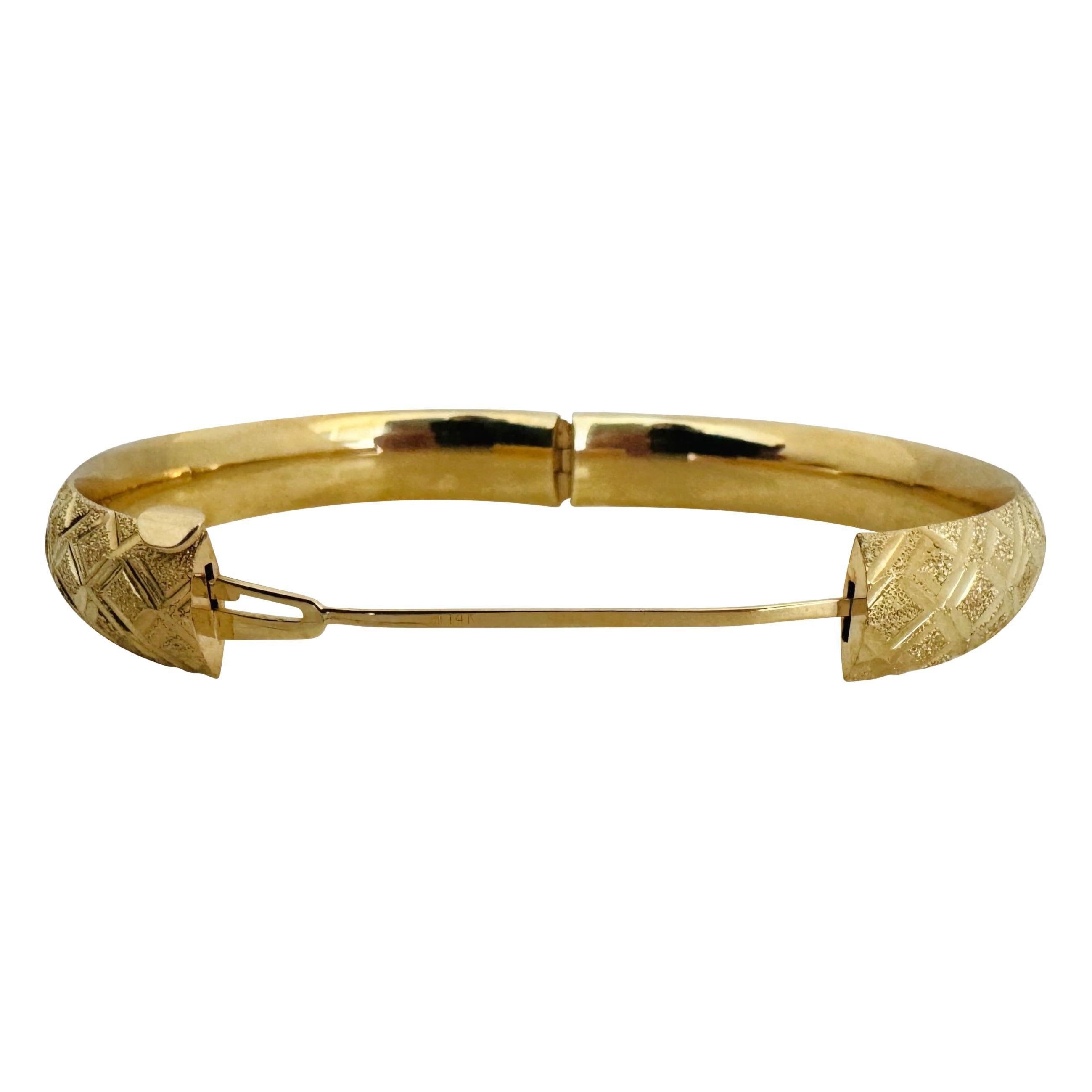 14k Yellow Gold 12.8g Ladies Diamond Cut 11mm Textured Bangle Bracelet 7
