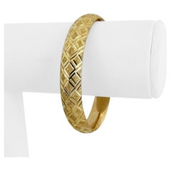 14k Yellow Gold 12.8g Ladies Diamond Cut 11mm Textured Bangle Bracelet 7"