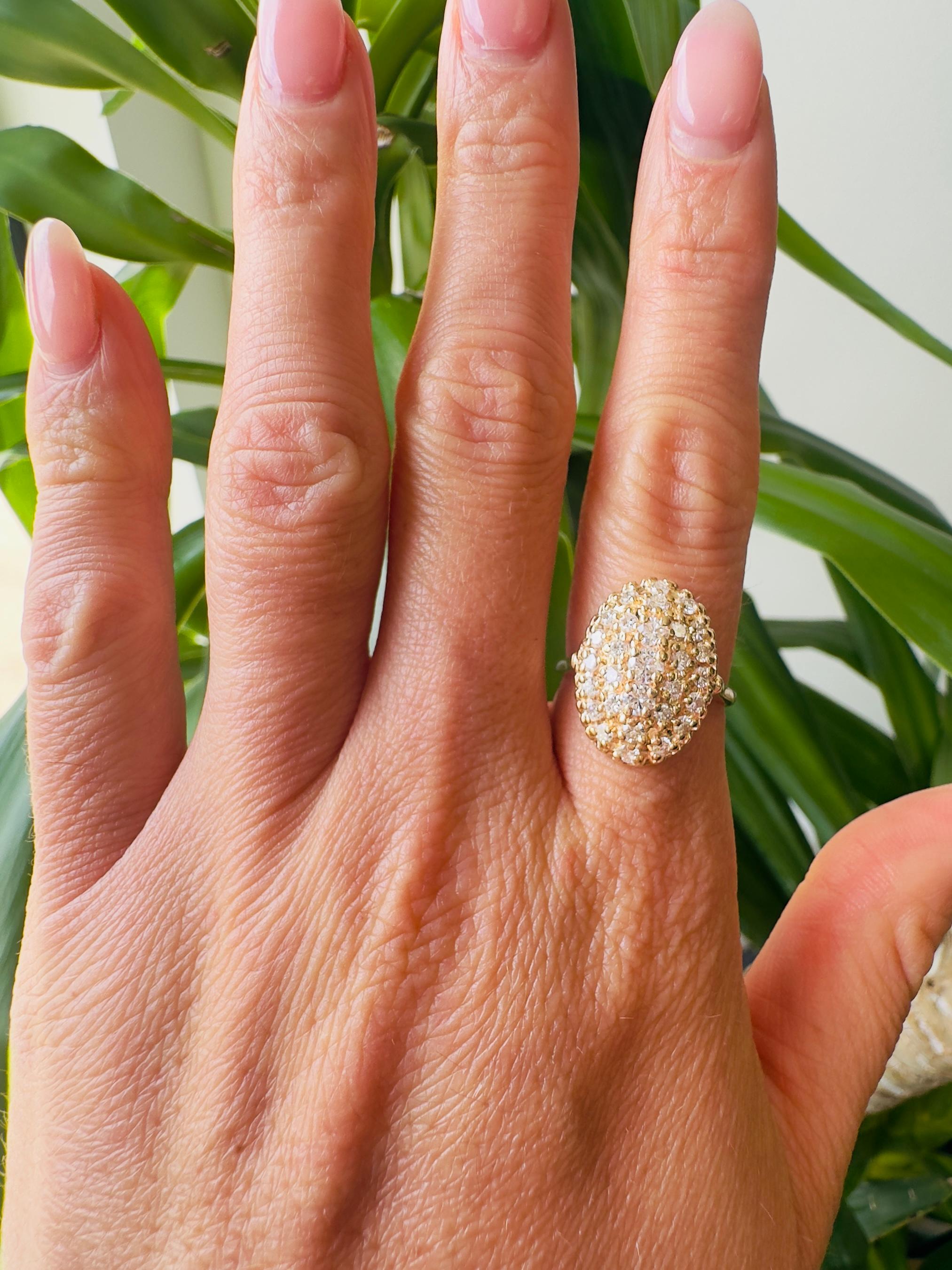 Bague cocktail en or jaune 14K avec diamant 1,35CTW en vente 1