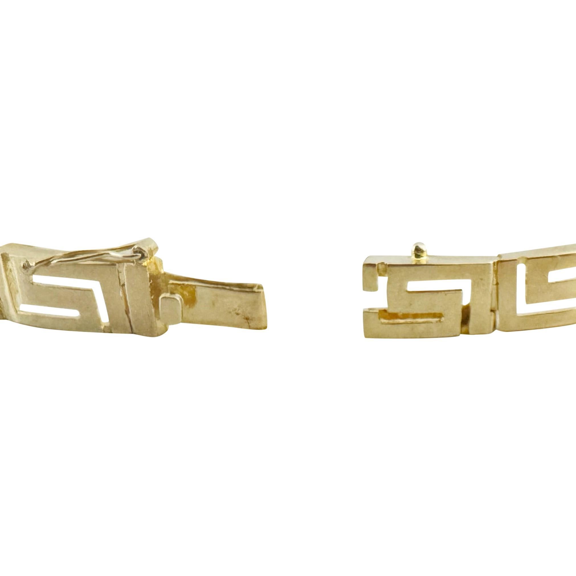 14k Gelbgold 13,8g Damen poliertes 7,5mm griechisches Schlüsselanhänger-Gliederarmband 7,25