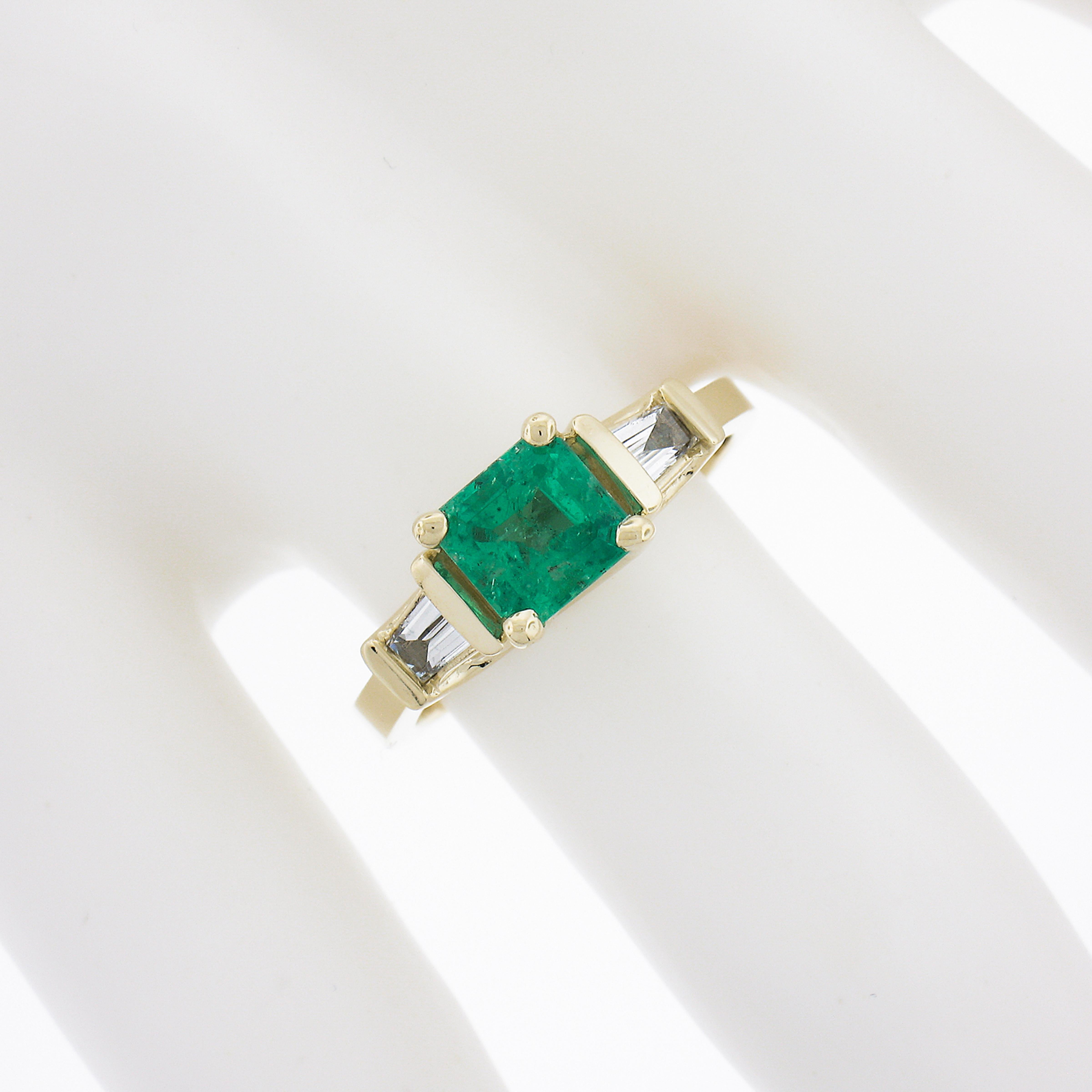 14k Yellow Gold 1.40ctw Emerald & Baguette Diamond Engagement Cocktail Ring In Excellent Condition For Sale In Montclair, NJ