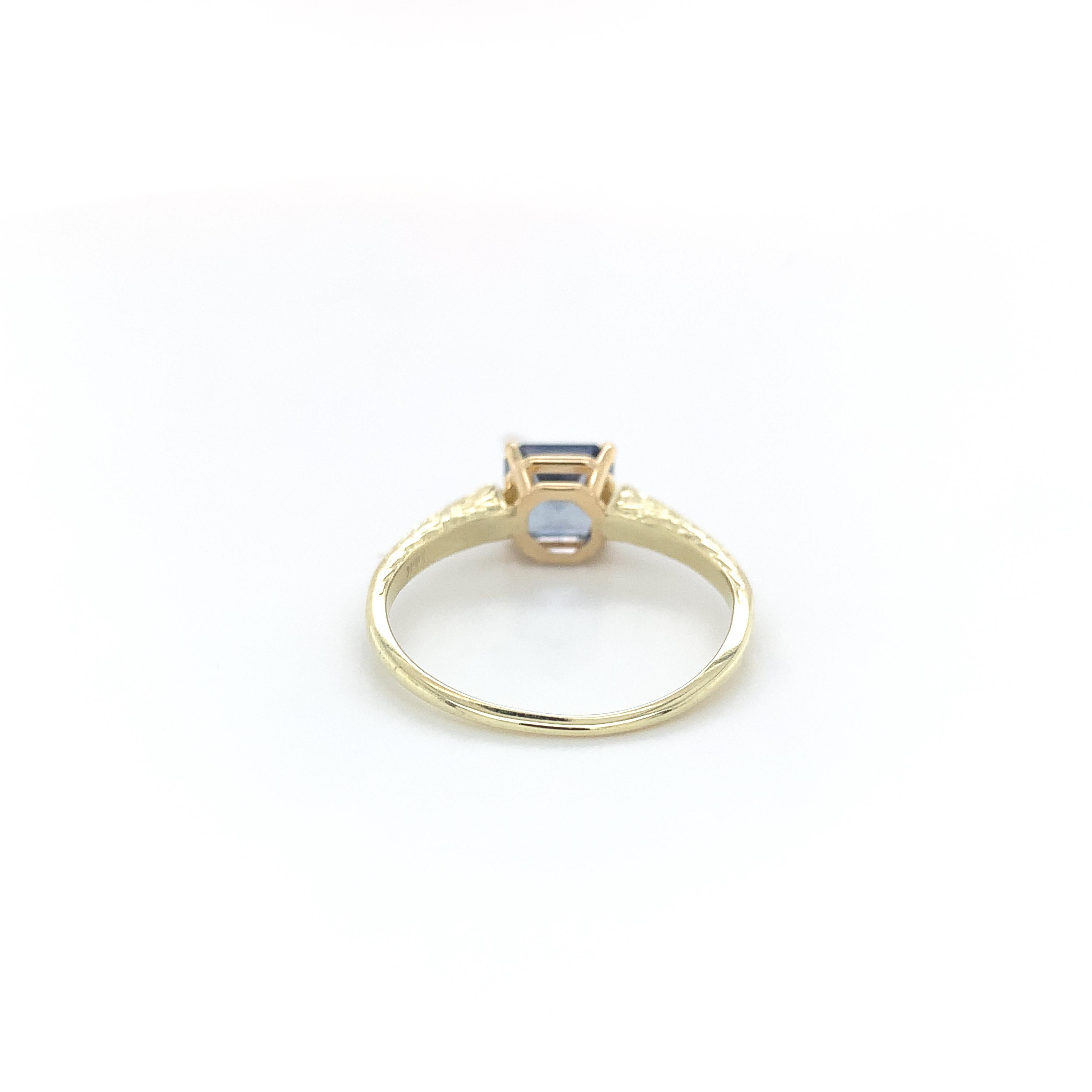 14K Yellow Gold 1.44 carat Asscher Cut Ceylon Sapphire Ring 1
