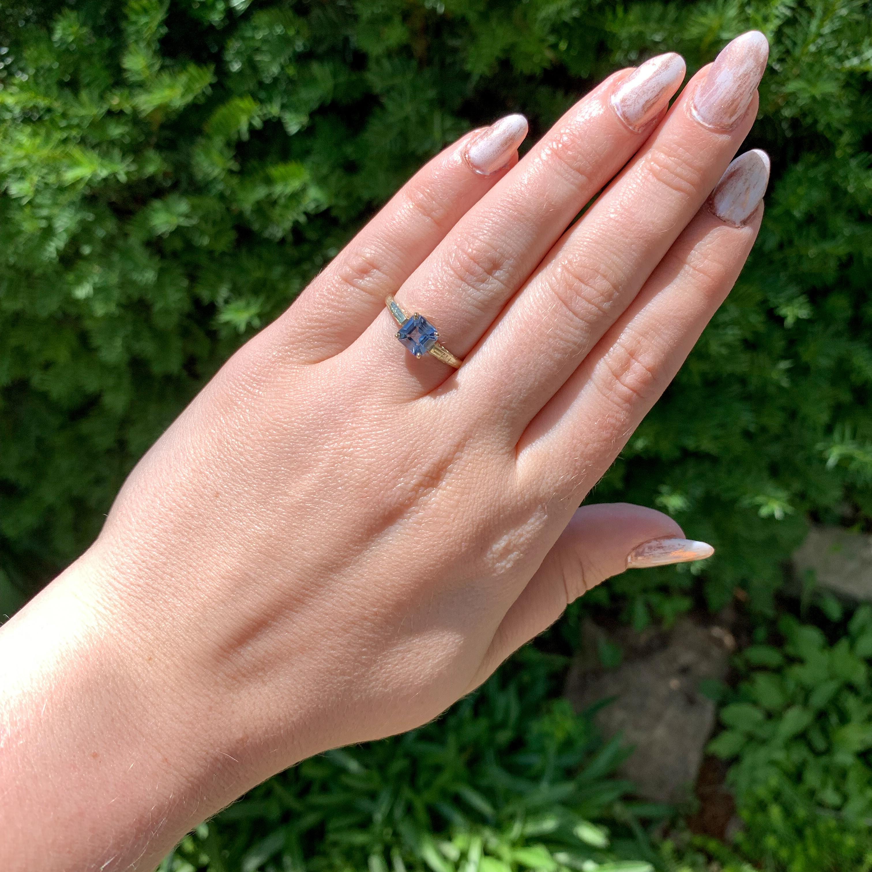 14K Yellow Gold 1.44 carat Asscher Cut Ceylon Sapphire Ring 2