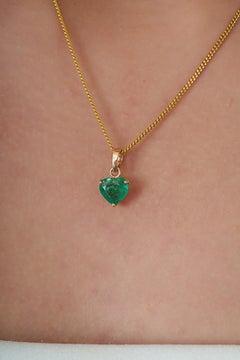 14K Yellow Gold 1.45 Carat Heart-Shaped Emerald Solitaire Pendant Fine Jewelry