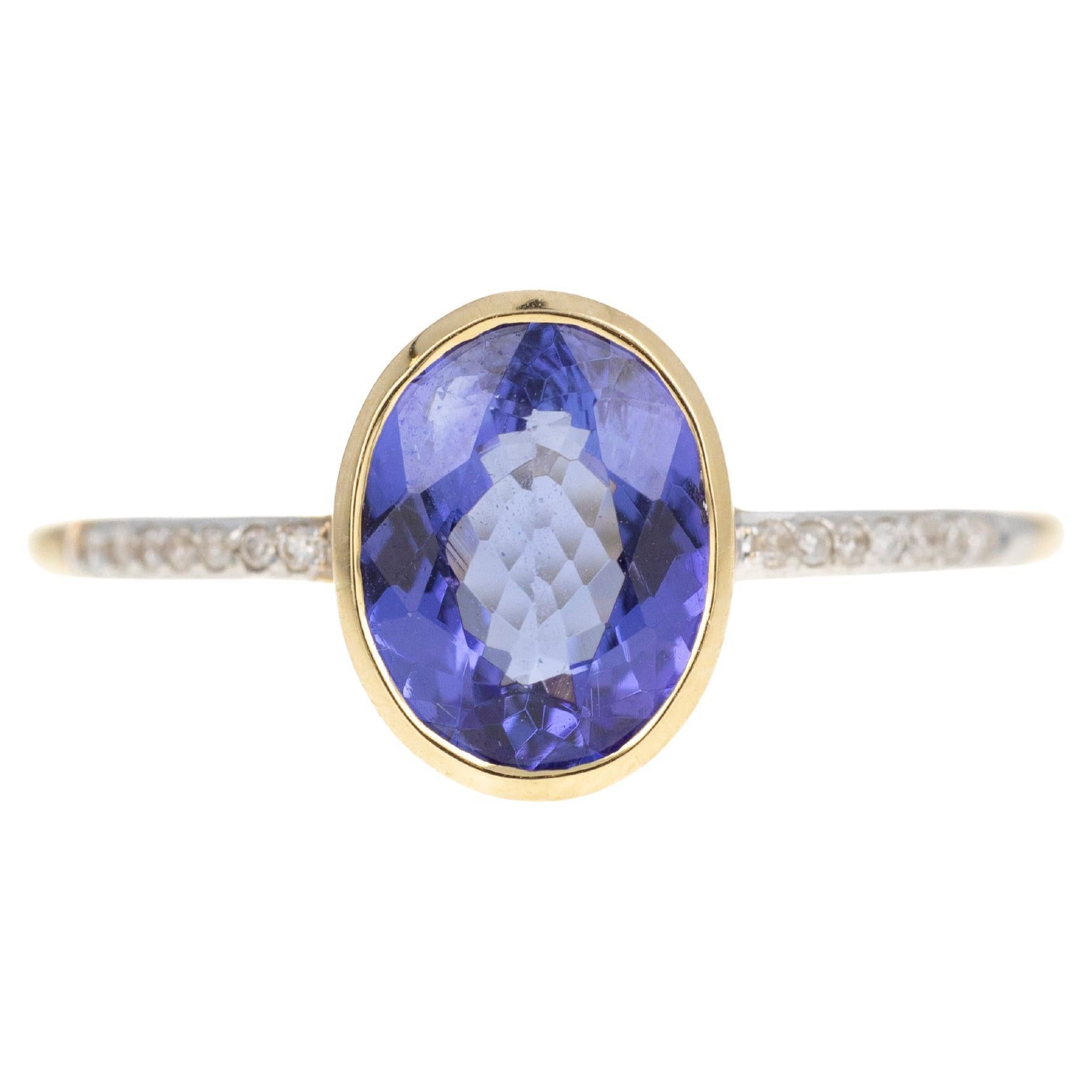 Anello con castone in oro giallo 14K con diamante tanzanite da 1,47 carati