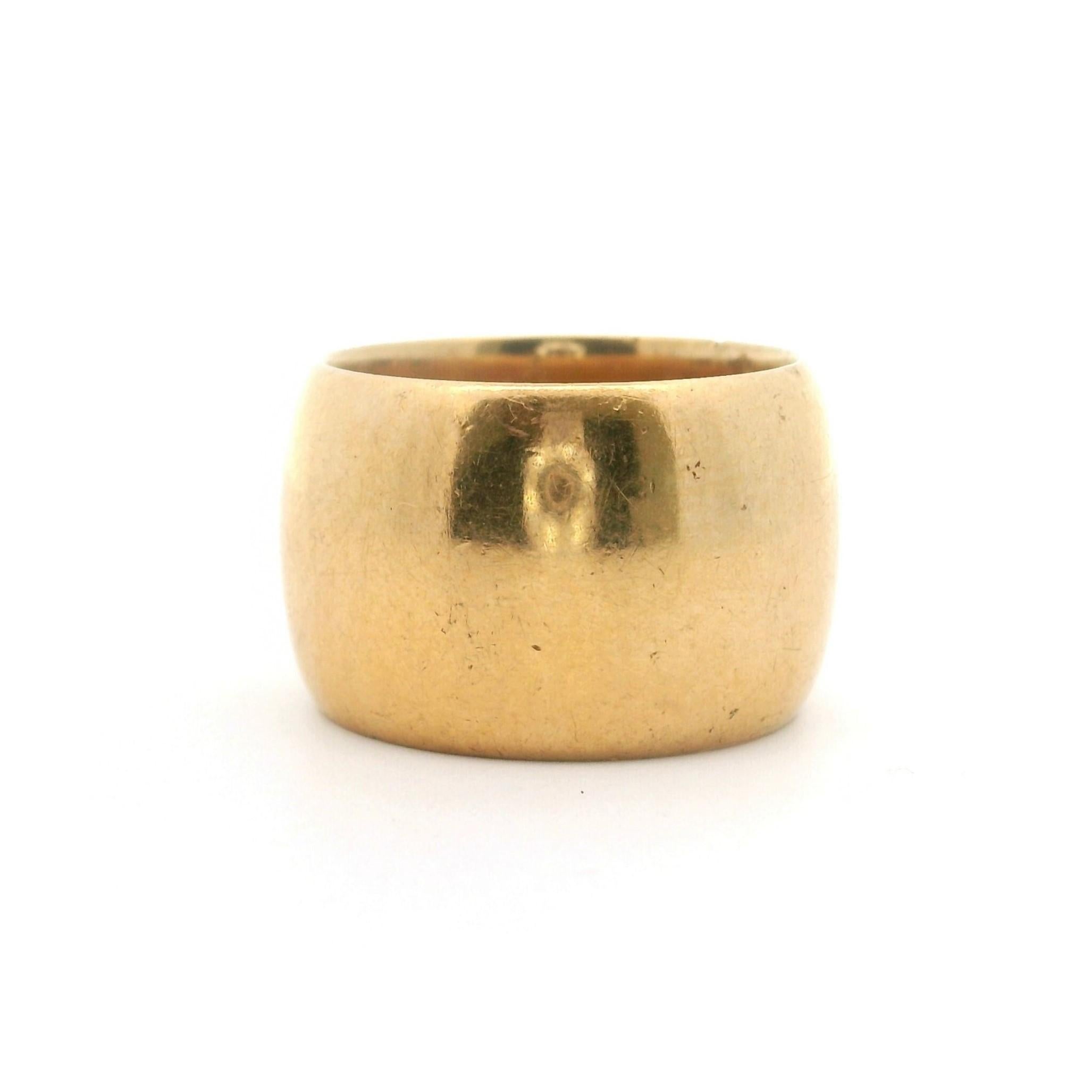 14k Yellow Gold 14.9g Solid Heavy 13mm Wide Band Ring Size 5.75 In Good Condition In Guilford, CT