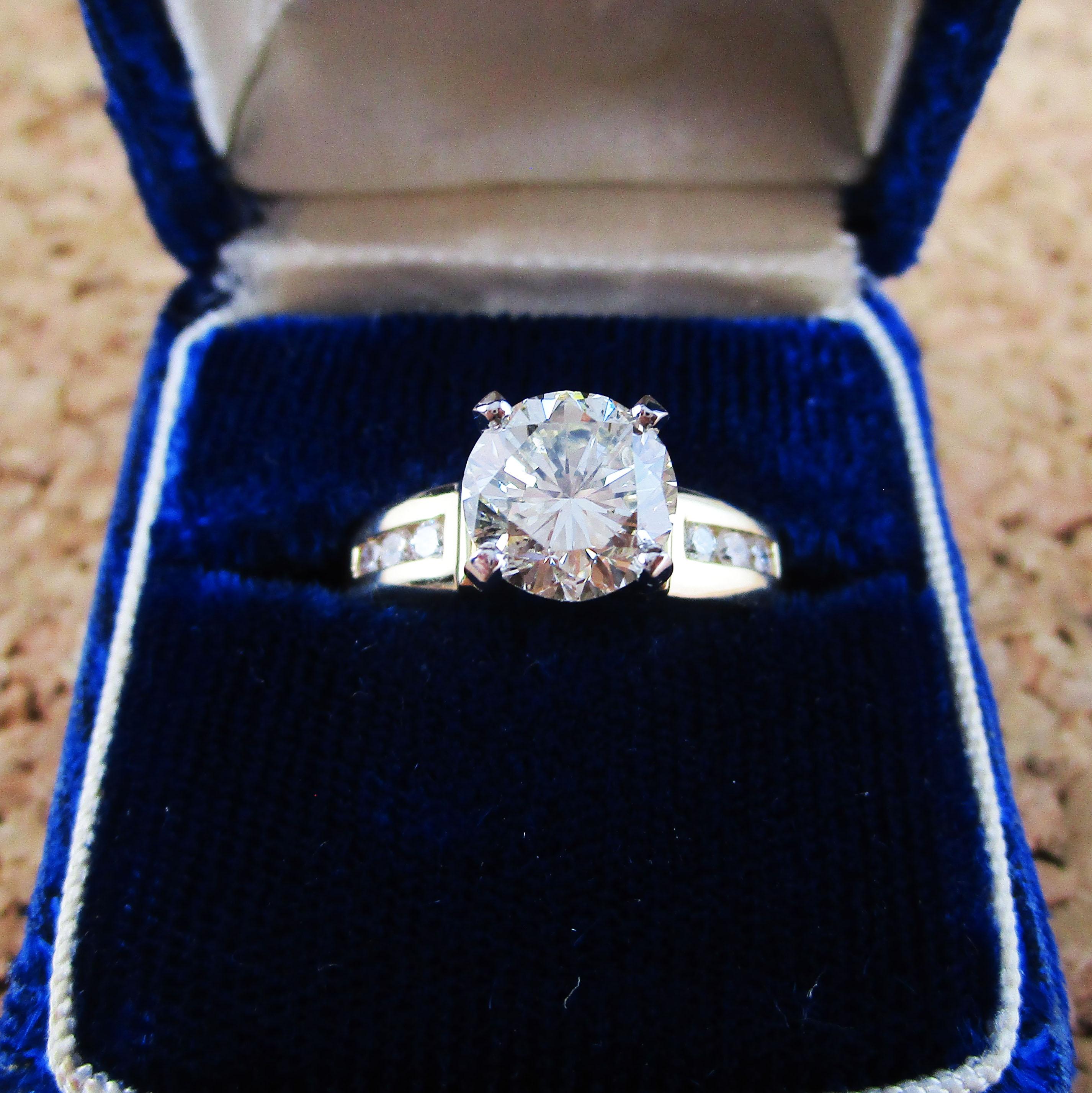 14 Karat Yellow Gold 1.5+ Carat Diamond Engagement Ring In Excellent Condition In Lexington, KY