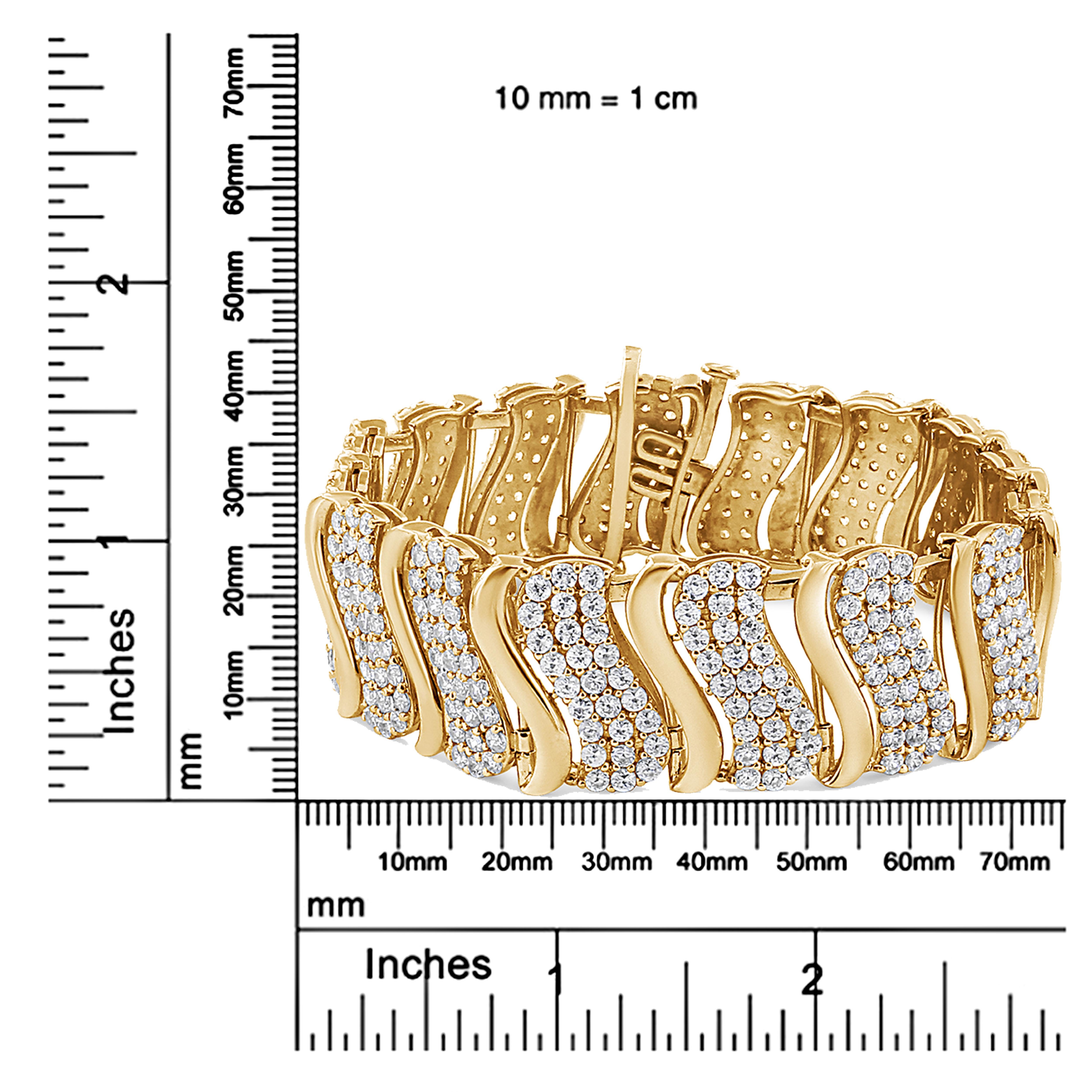Women's 14K Yellow Gold 15.0 Carat Diamond Chevron Wave Link Bracelet For Sale