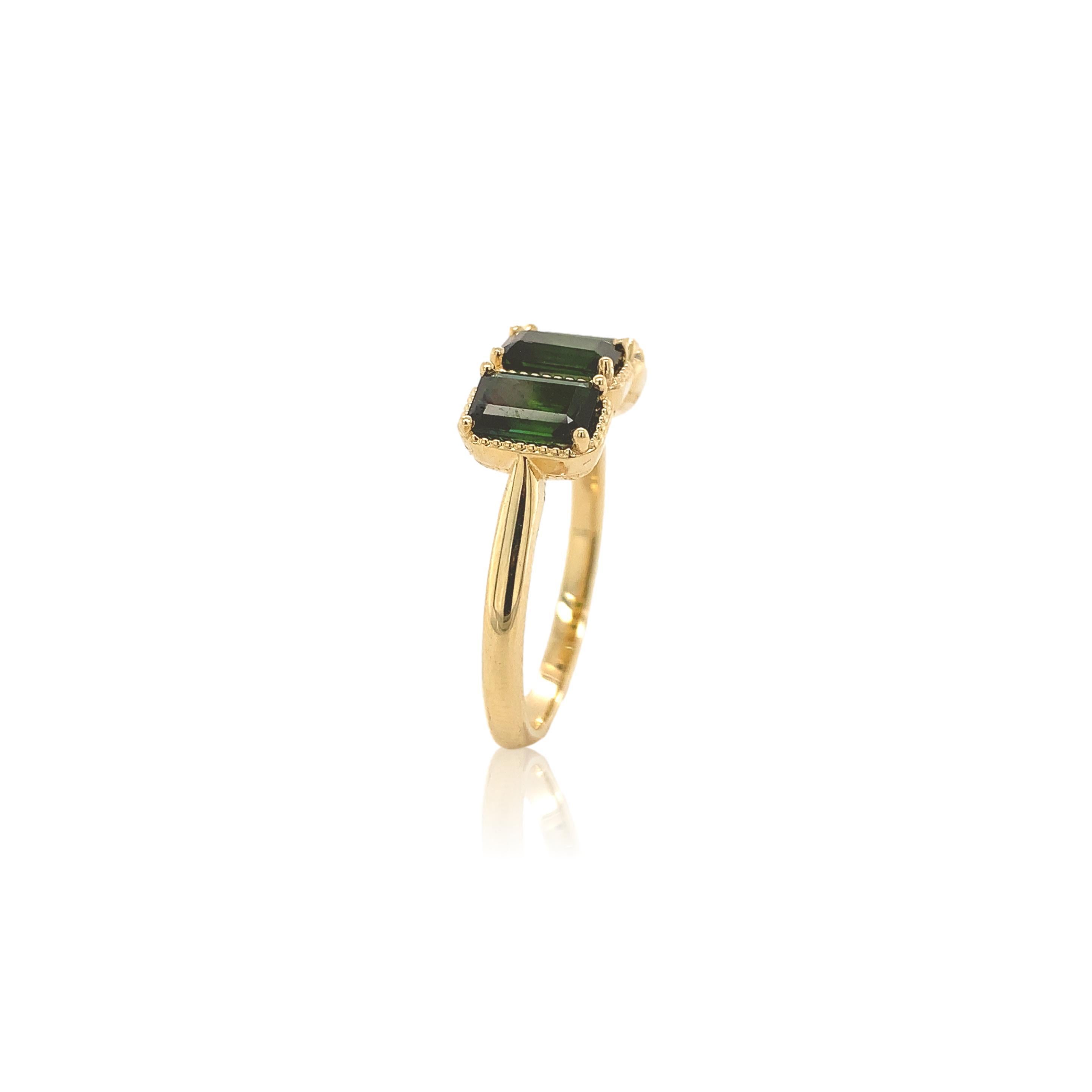 Emerald Cut 14K Yellow Gold 1.53ct Tourmaline 3-Stone Ring For Sale