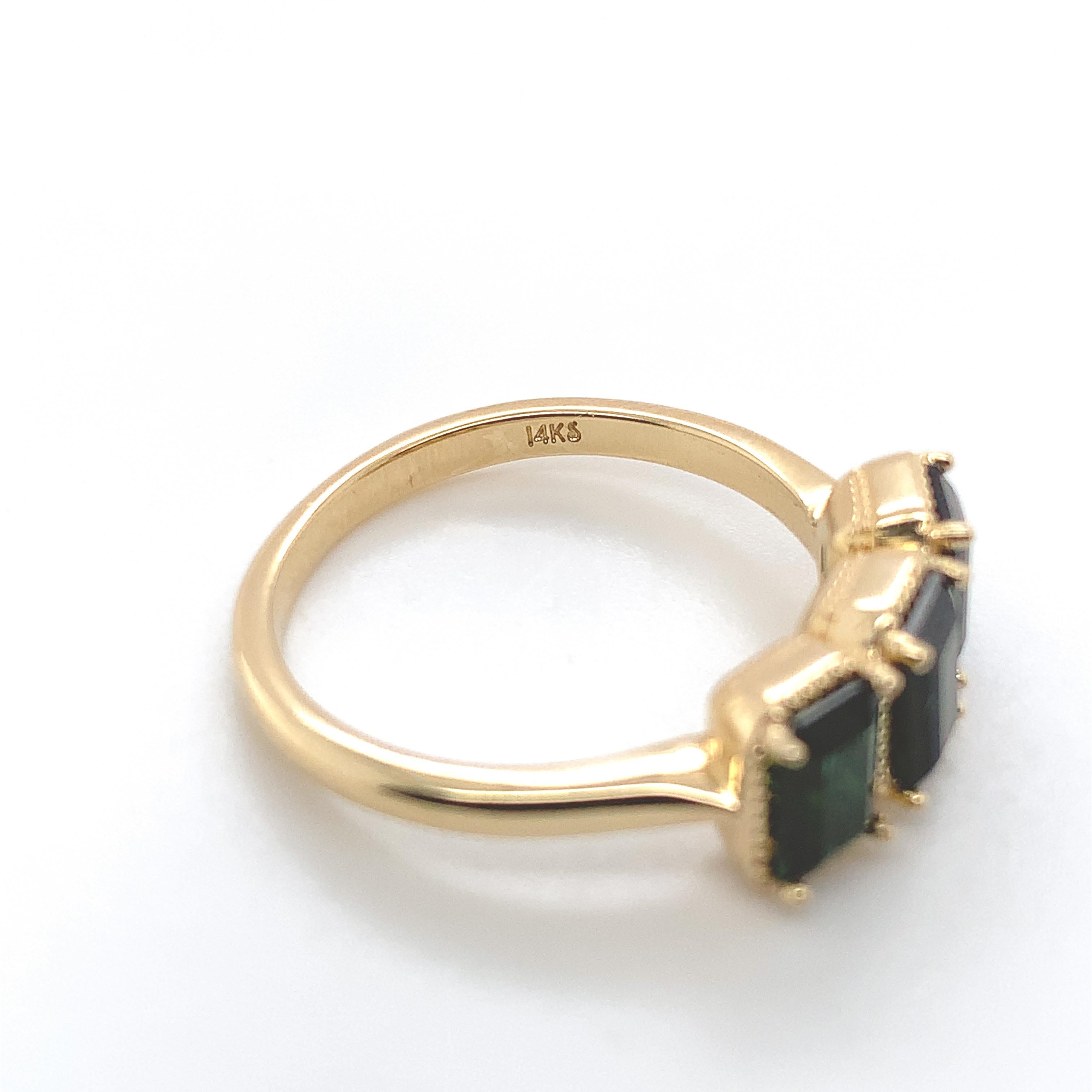 14K Yellow Gold 1.53ct Tourmaline 3-Stone Ring For Sale 3