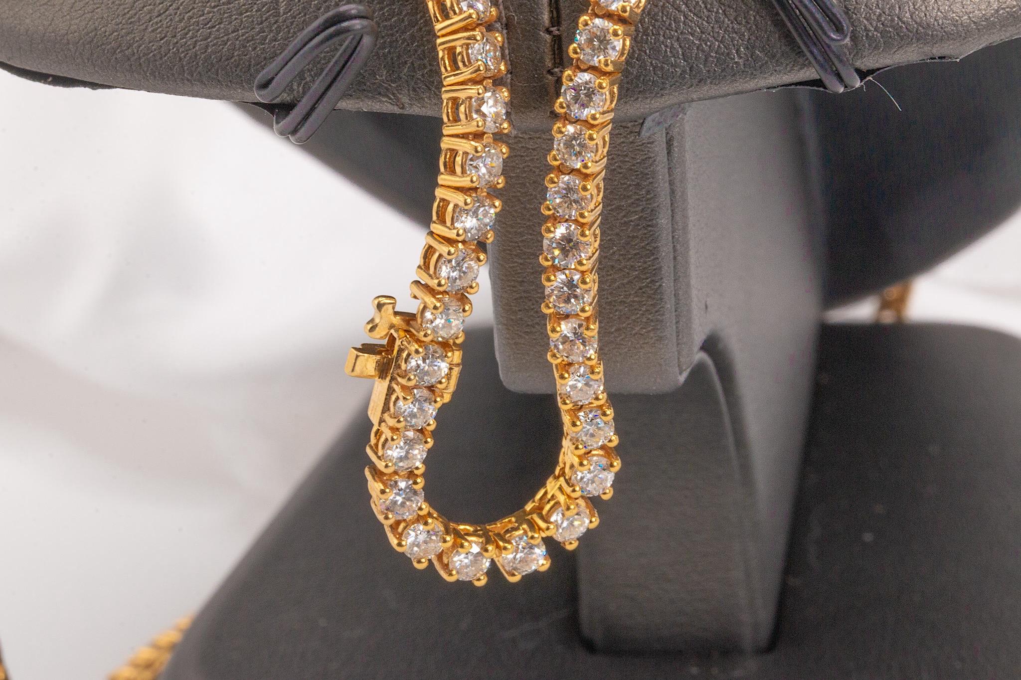Collier tennis en or jaune 14 carats avec diamants de 15,5 carats au total Excellent état - En vente à Houston, TX