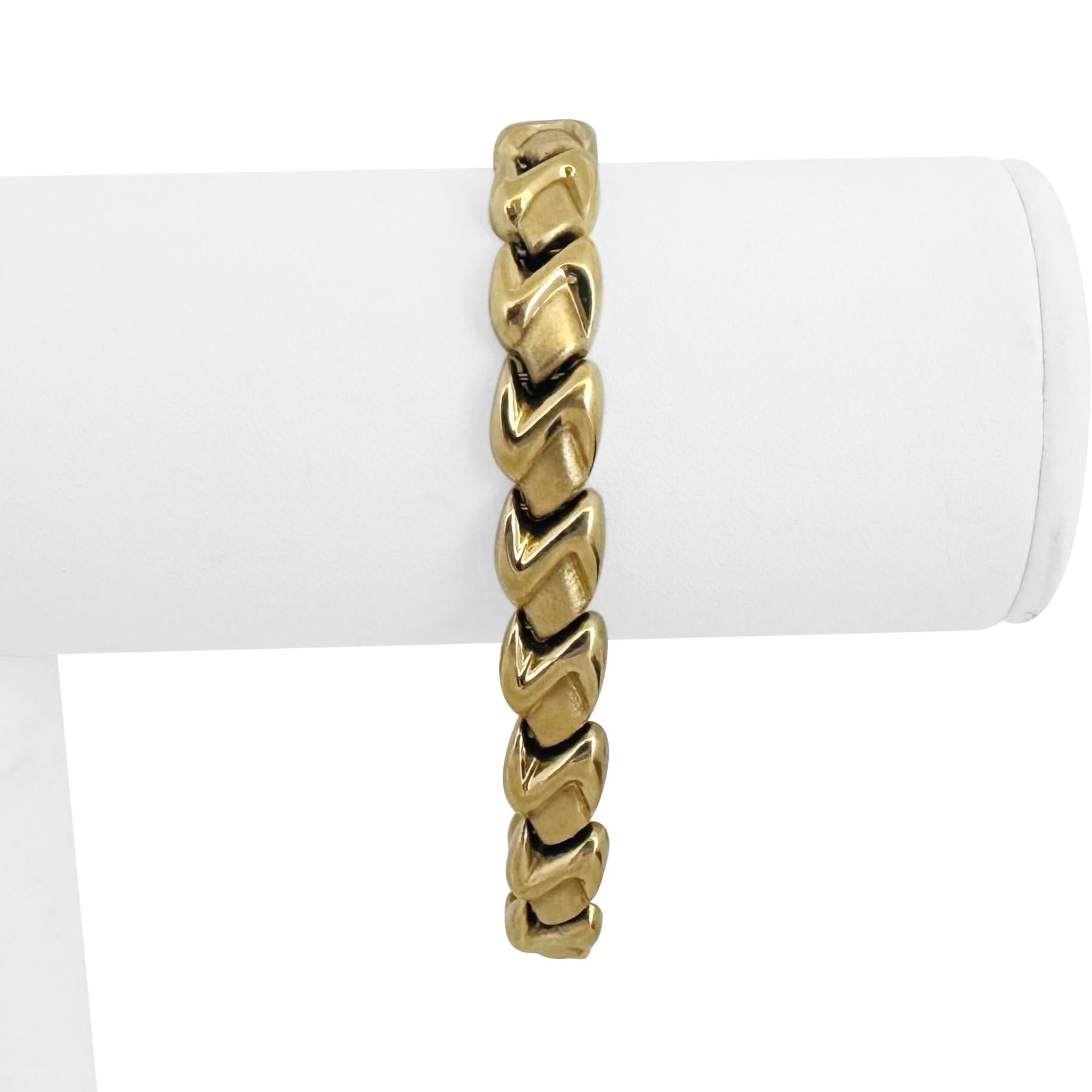 Zustand:  Ausgezeichneter Condit, Professionell gereinigt und poliert
Metall: 14k Gold (markiert und professionell getestet)
Gewicht: 15,7 g
Länge: 7 Zoll
Breite: 8 mm
Verschluss: Box Tab Insert mit Sicherheitsverriegelung
Markierungen: 