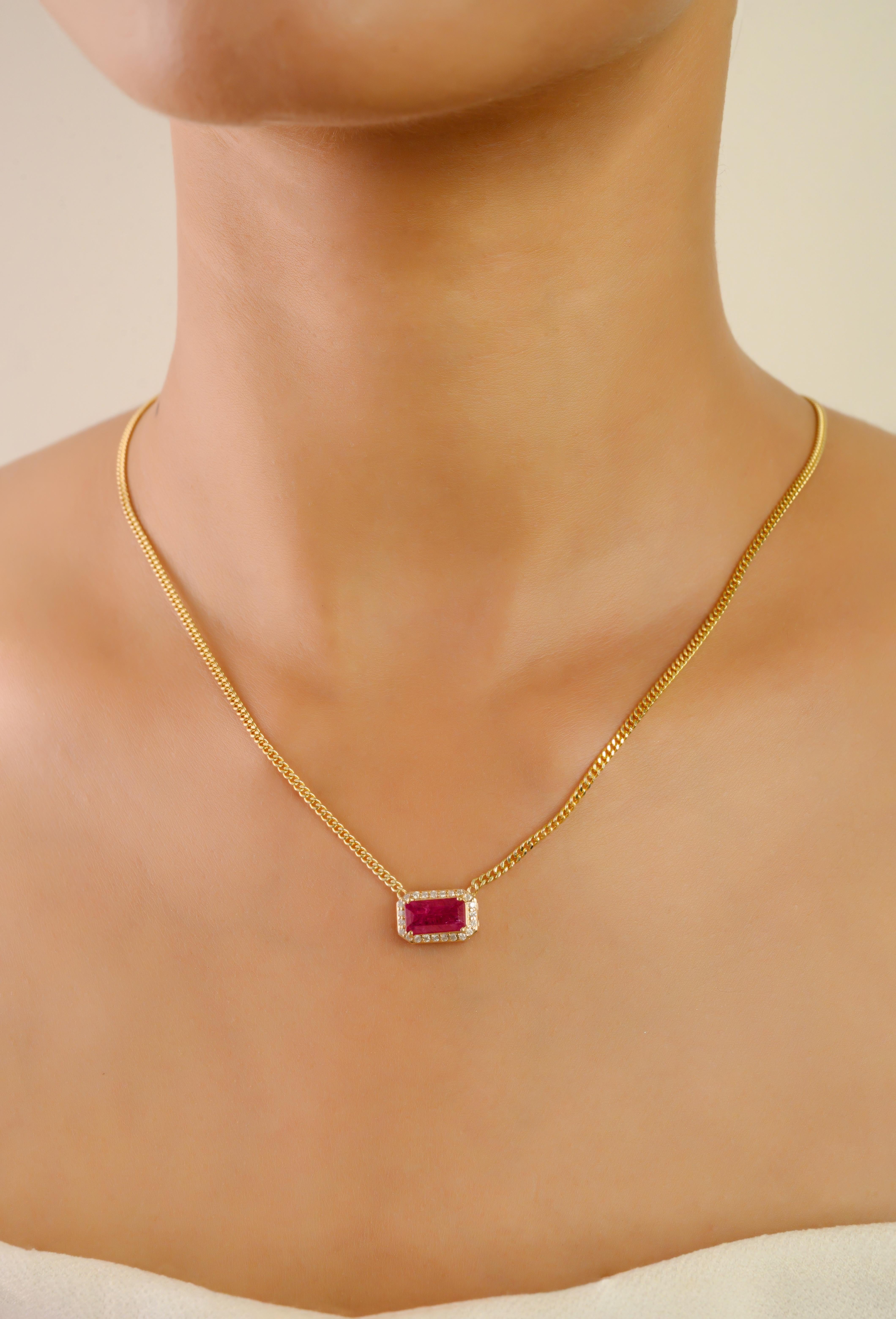 Collier pendentif halo en or jaune 14K de 1,58 ct de rubis naturel taillé en octogone et de diamants en vente 4