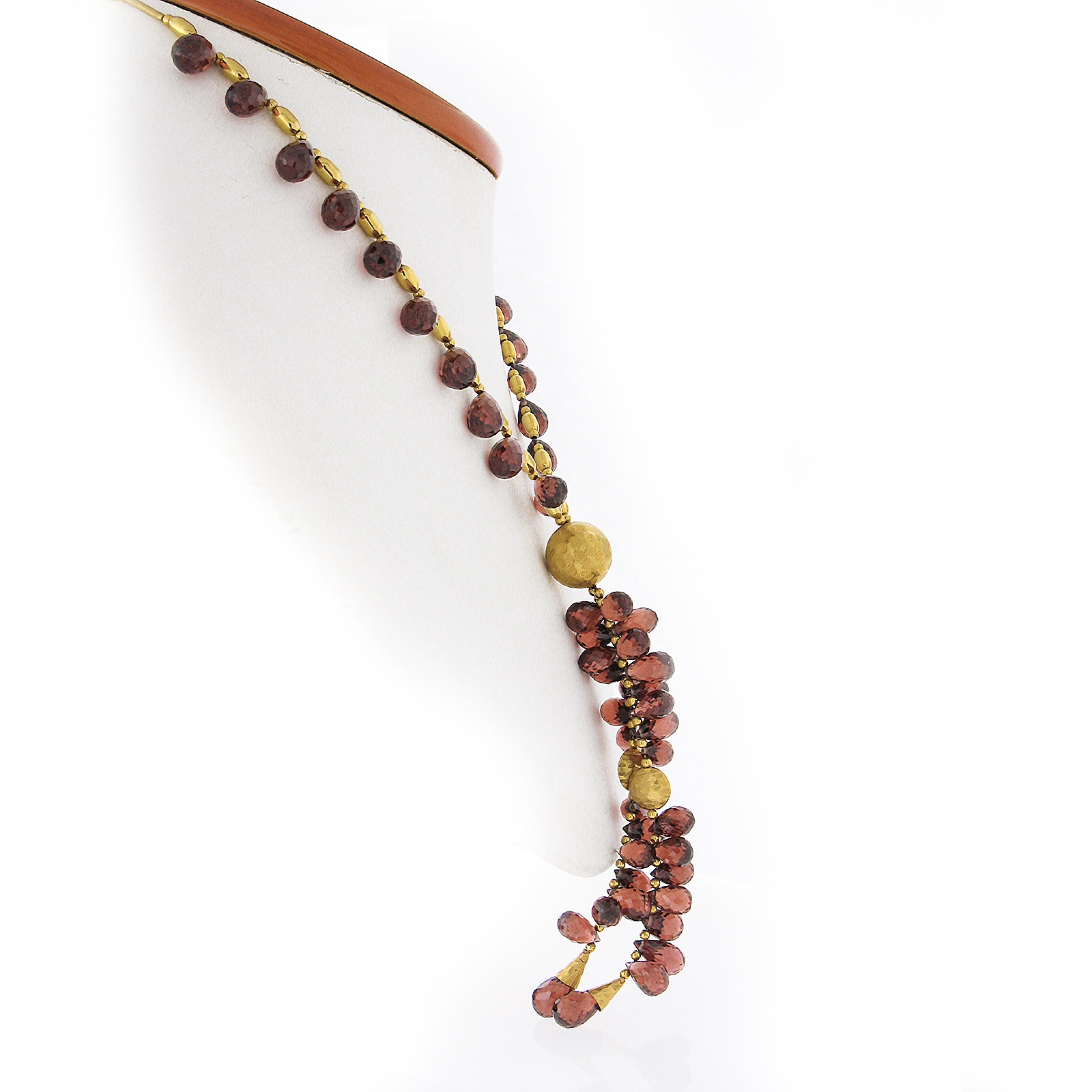 14k Yellow Gold Briolette Cut Tear Drop Garnet & Hammered Bead Necklace In Excellent Condition For Sale In Montclair, NJ