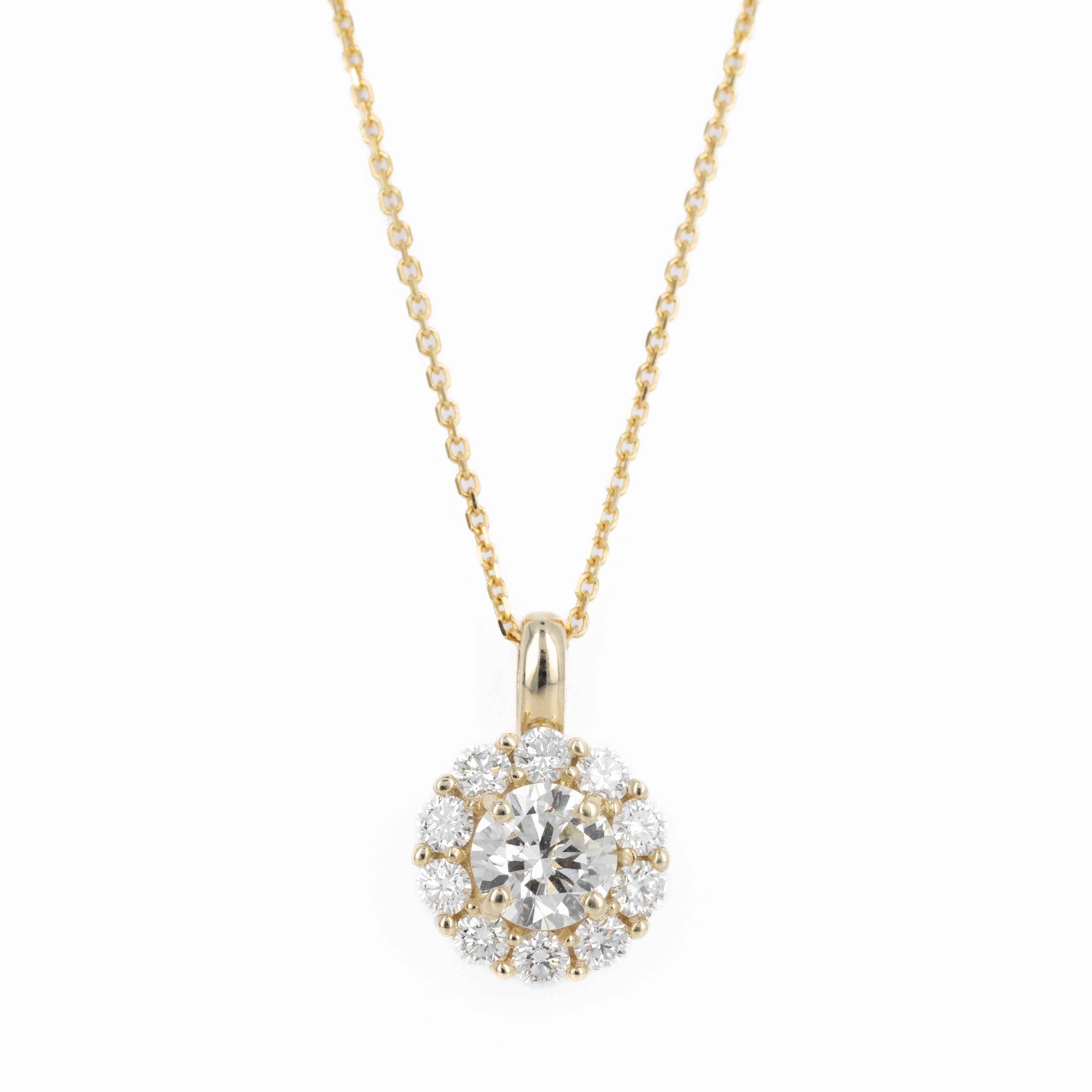 Collier pendentif halo de diamants ronds de 1,65 carat en or jaune 14 carats Neuf - En vente à Cape May, NJ