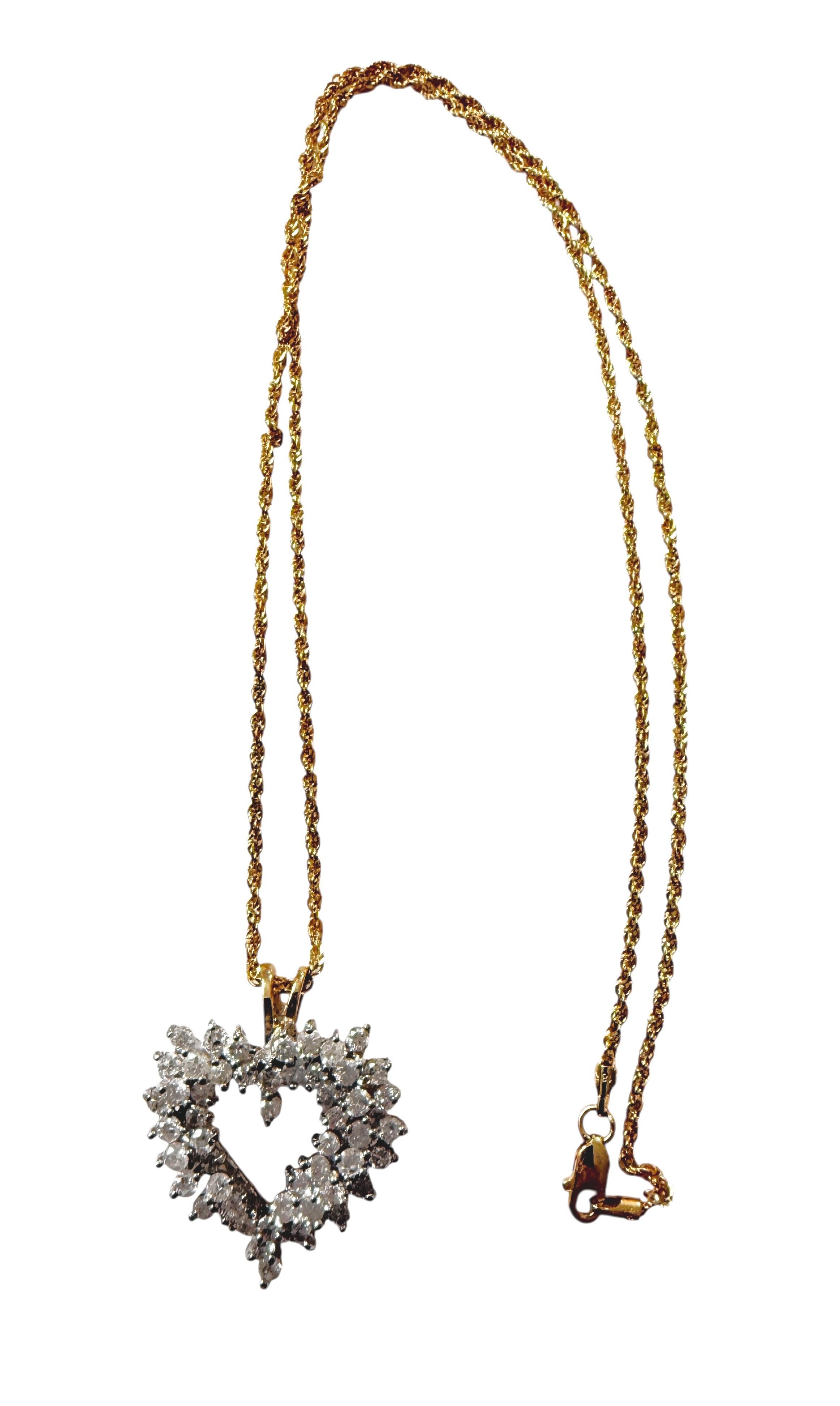Pendentif en or jaune 14k avec un diamant de 1,68 carat sur une chaîne de 18