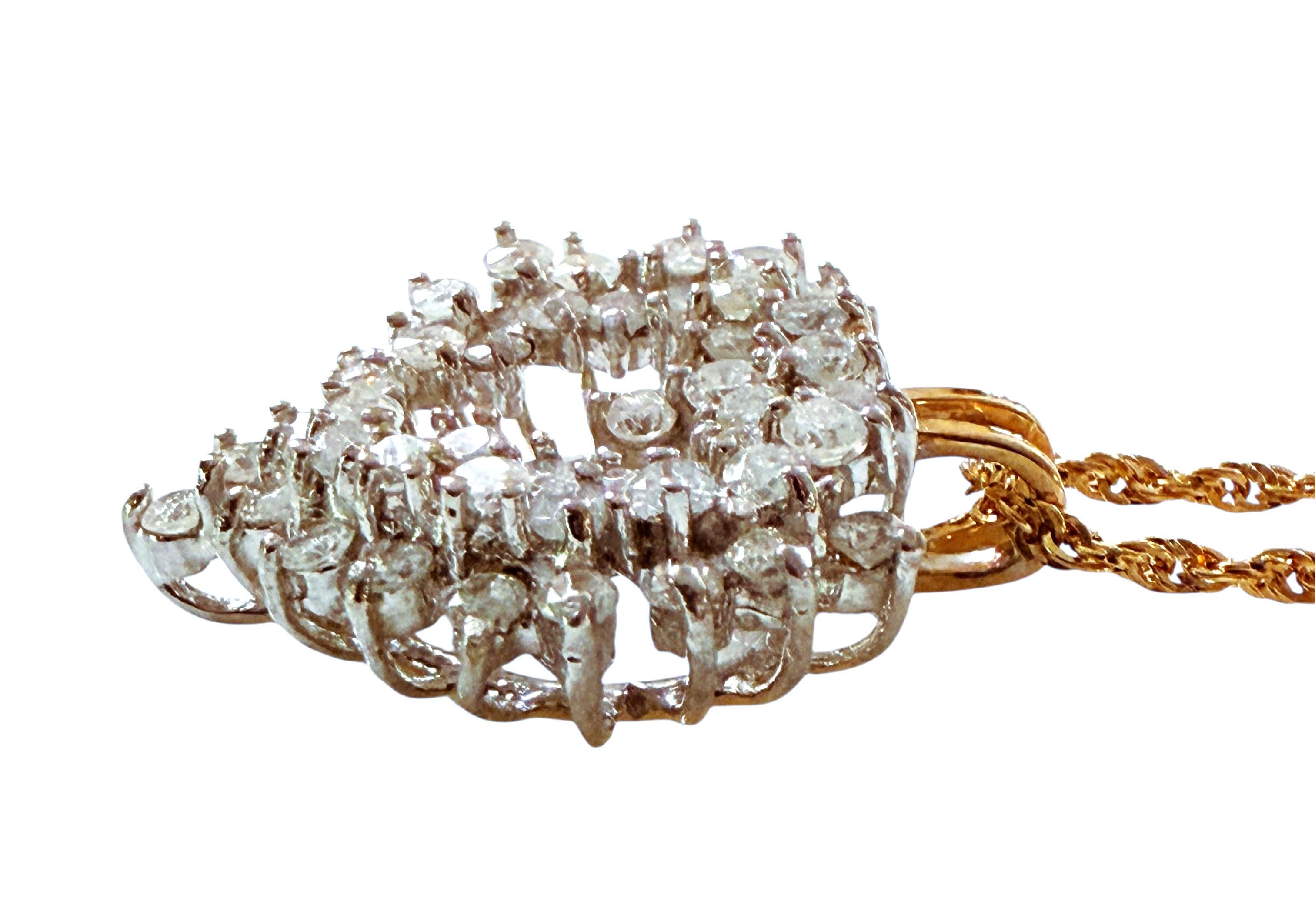 Pendentif en or jaune 14k avec un diamant de 1,68 carat sur une chaîne de 18