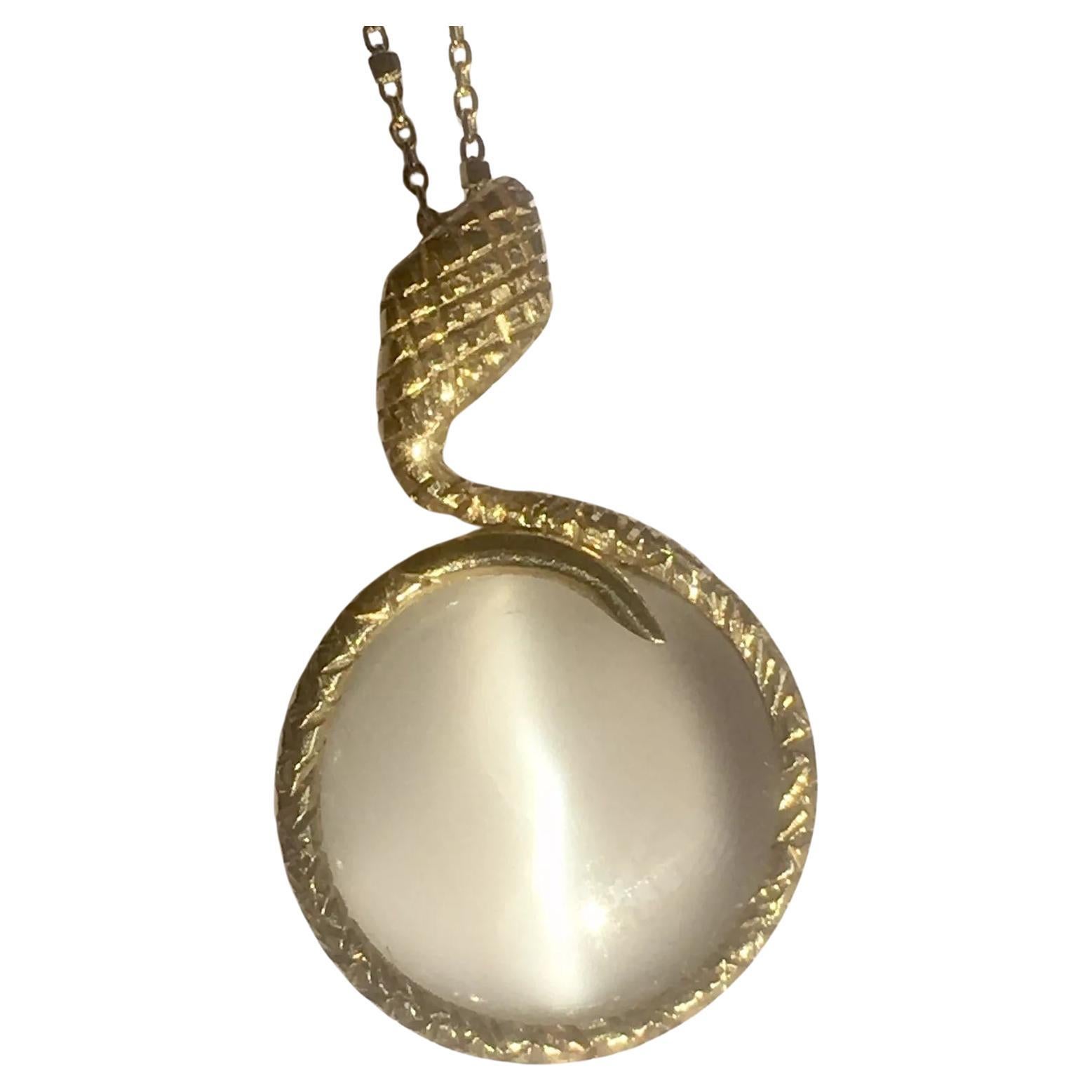 Collier de serpent en or jaune 14K 17 Mm Cabochon rond de pierre de lune Chaîne de 18 pouces en vente