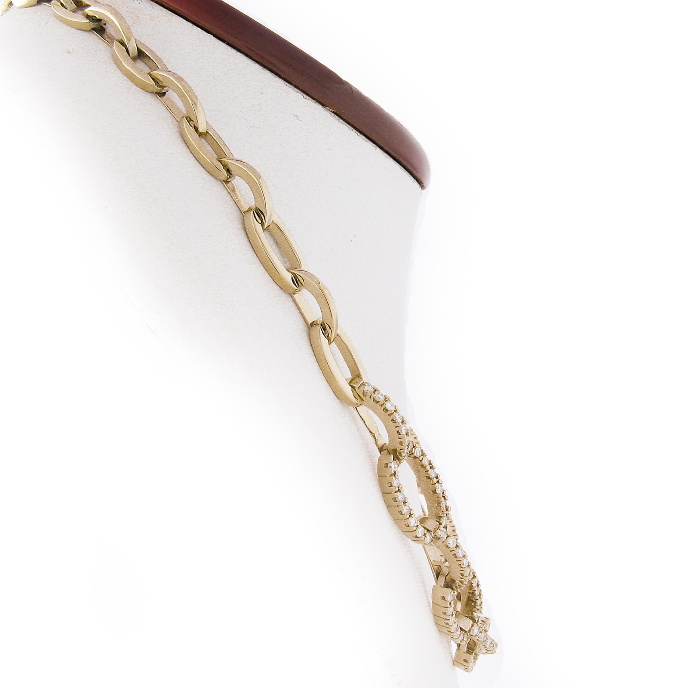 Taille ronde Collier en or jaune 14K avec chaîne à maillons ovale ouverte et graduée en diamants de 2,66 ctw en vente