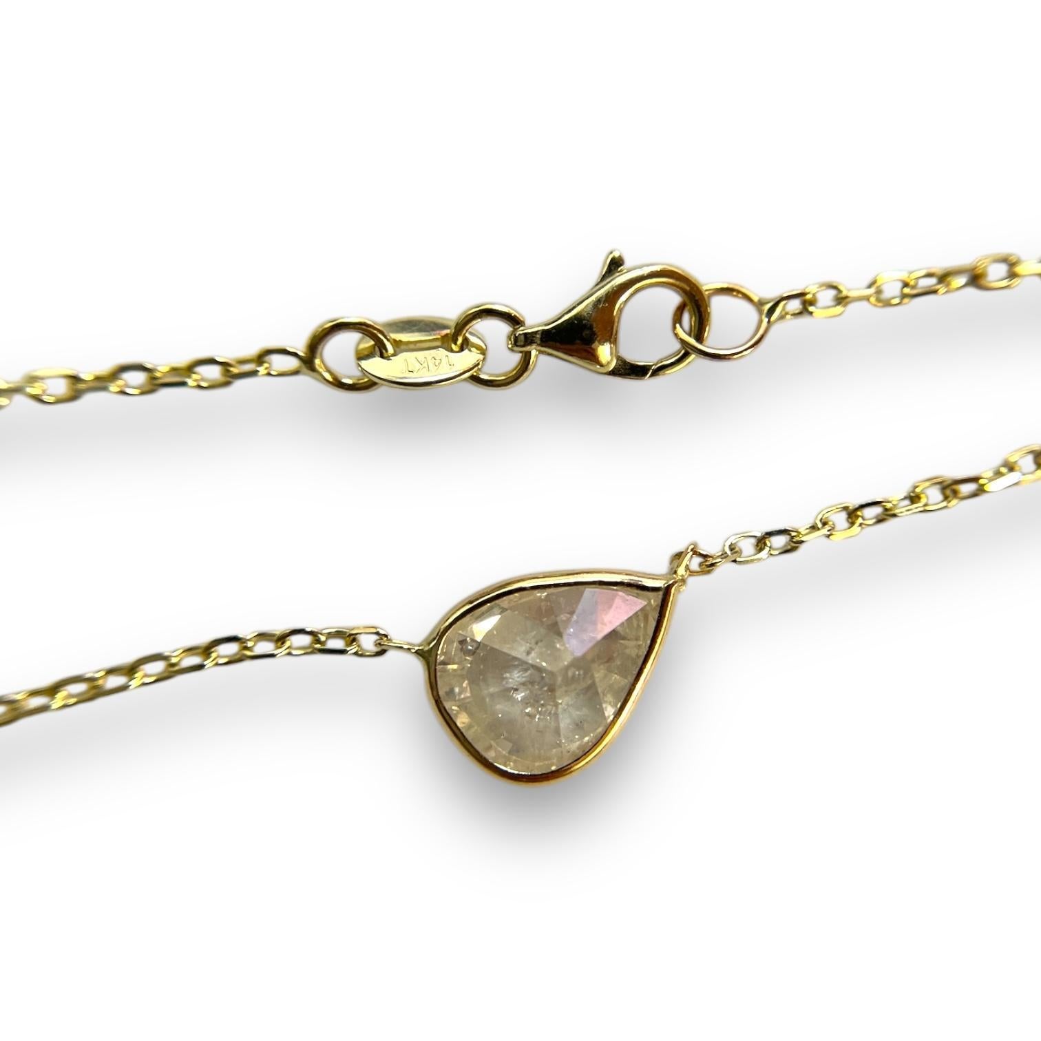 Moderne Collier en or jaune 14 carats avec diamants naturels 1,72 carat en vente