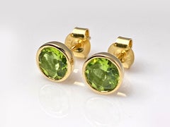 Contemporary 14K Yellow Gold 1.73 Cts Peridot Stud Earrings