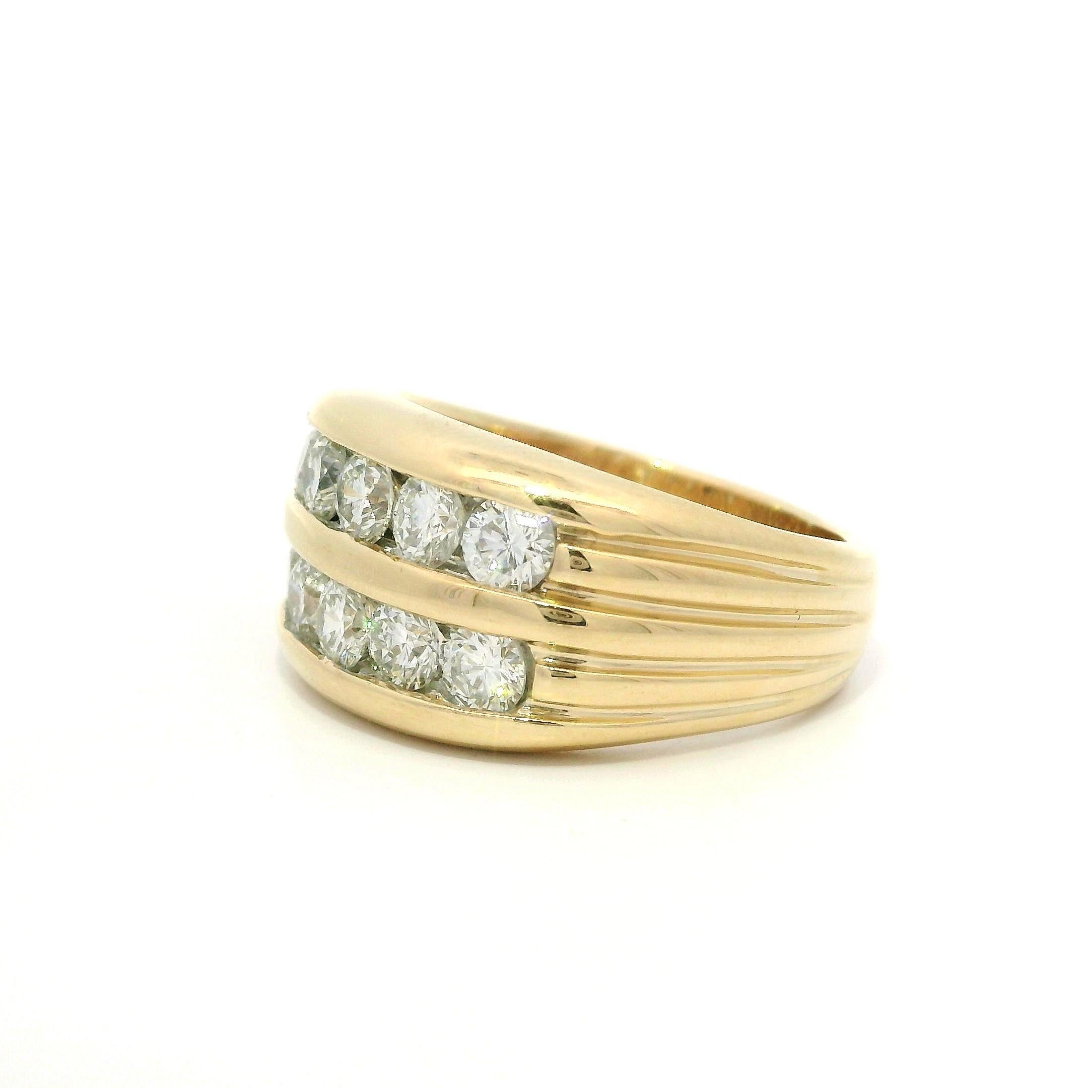 14k Yellow Gold 1.80ctw Fiery Channel Diamond 12.3mm Wide 2 Row Men's Band Ring en vente 4