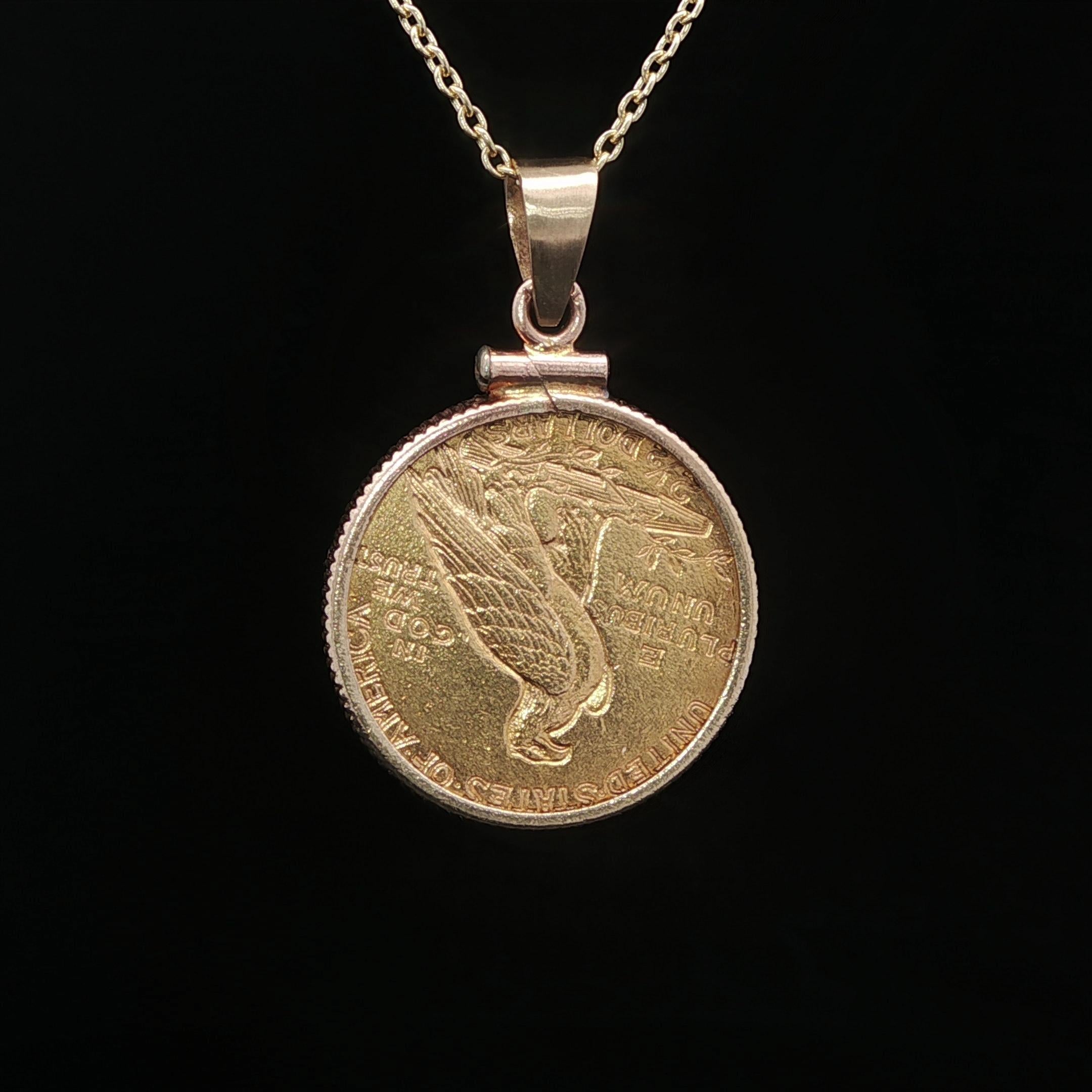 Collana con ciondolo a forma di moneta con testa indiana in oro giallo 14k del 1928 da 2,50 dollari in vendita 3