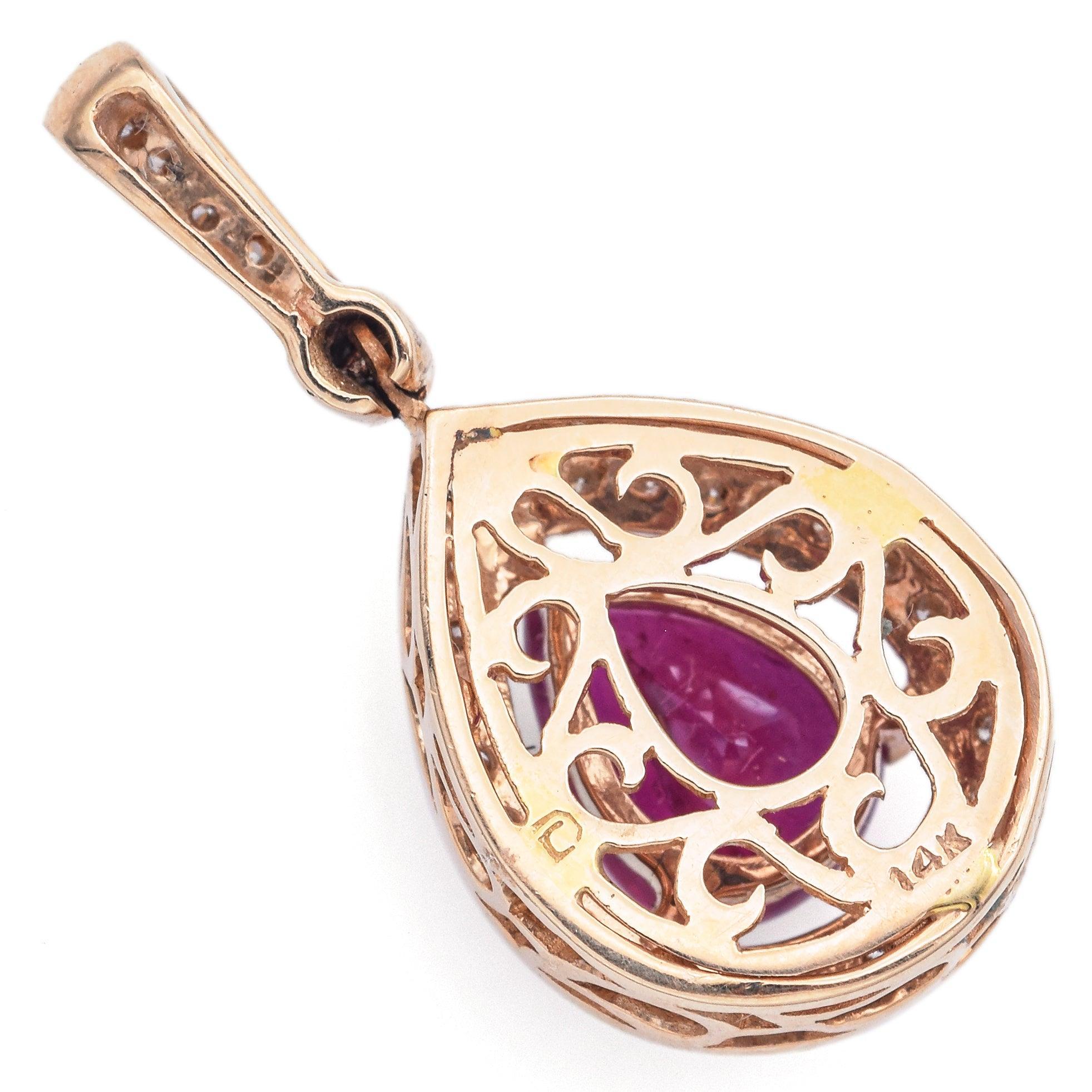 14k Yellow Gold 1.92ct Ruby & Diamond Pear Pendant en Bueno estado para la venta en New York, NY