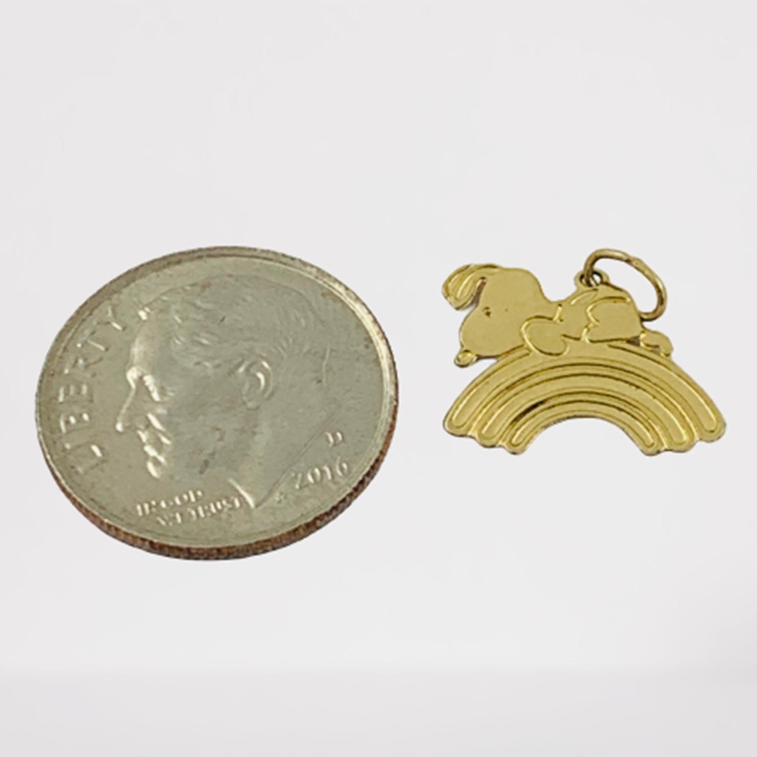 14k gold snoopy charm