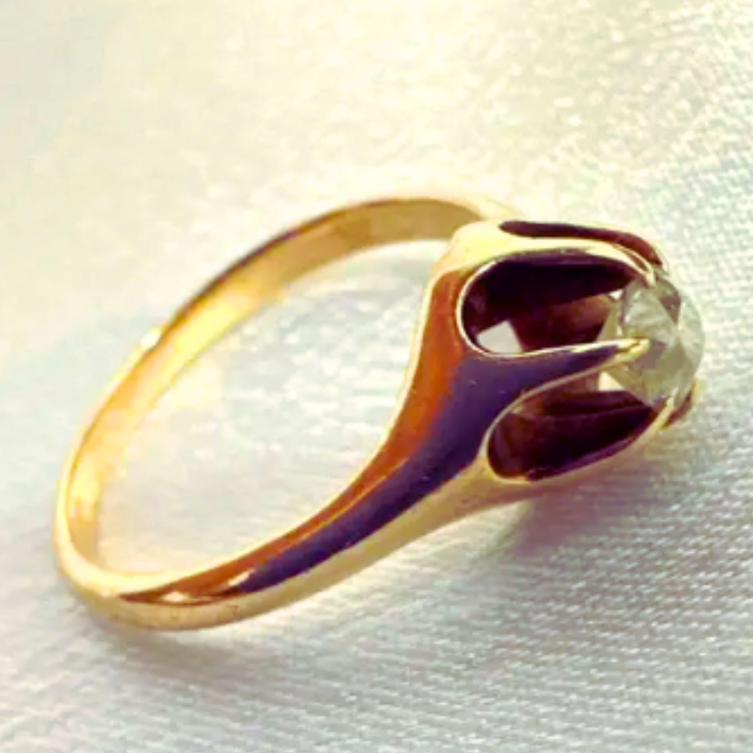 Bague du 19e siècle en or jaune 14K avec diamant blanc taillé en brillant  Taille 5.75 en vente 5