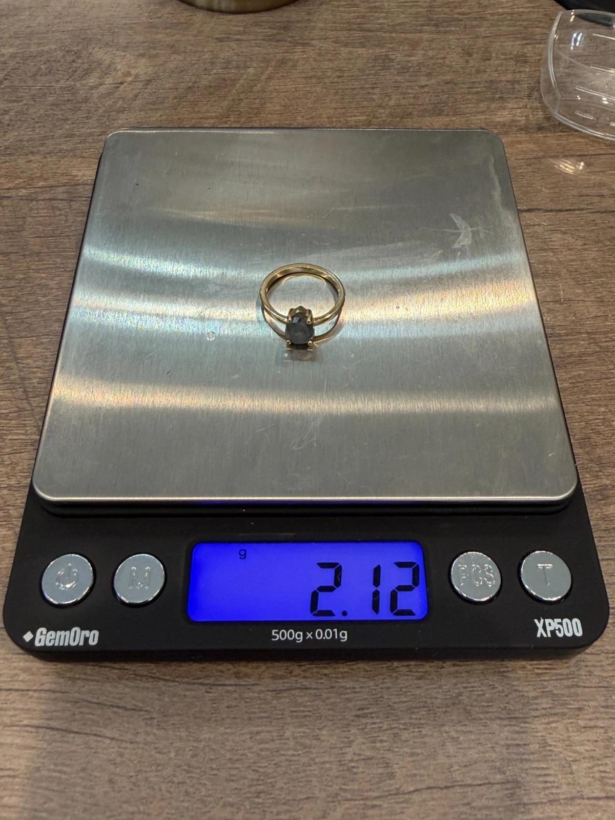 Bague en or jaune 14K avec diamant poire en forme de sel et de poivre naturel 1CTW Taille 4.25 en vente 1