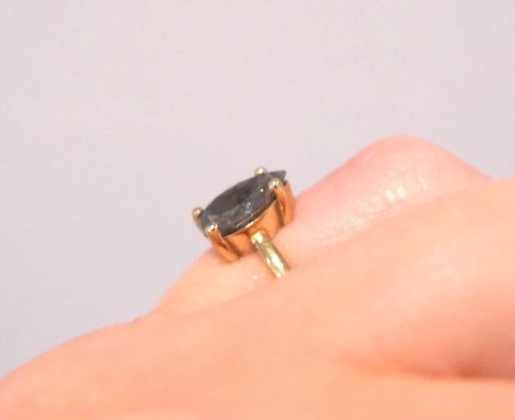 Taille poire Bague en or jaune 14K avec diamant poire en forme de sel et de poivre naturel 1CTW Taille 4.25 en vente