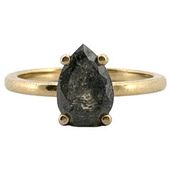 Bague en or jaune 14K avec diamant poire en forme de sel et de poivre naturel 1CTW Taille 4.25