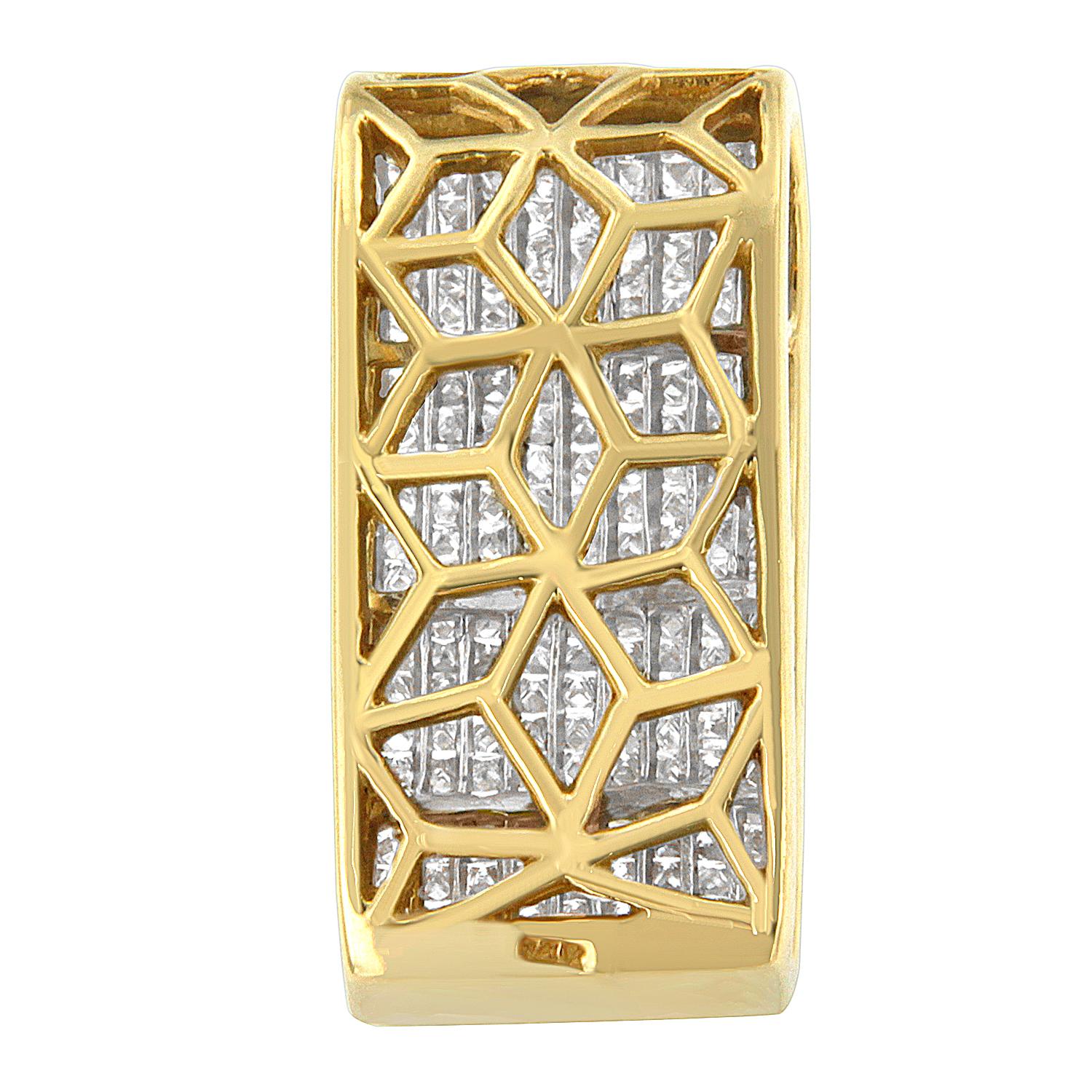 Contemporary 14K Yellow Gold 2 5/8 Carat Princess Cut Diamond Block Pendant Necklace For Sale