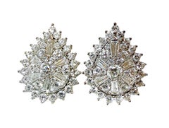 Orecchini a goccia in oro giallo 14k con diamanti da 2 carati