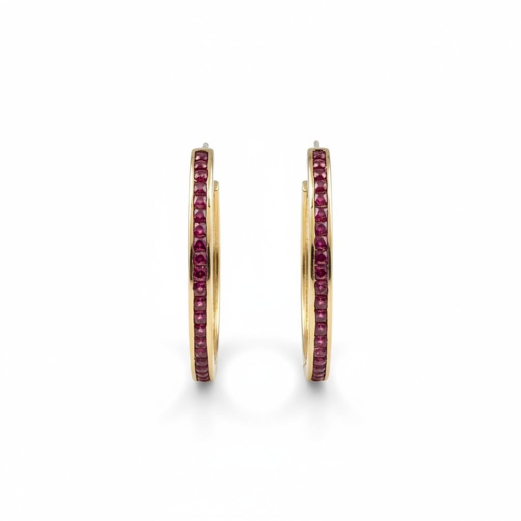 Boucles d'oreilles en or jaune 14K avec rubis 1.86 carats en vente 2